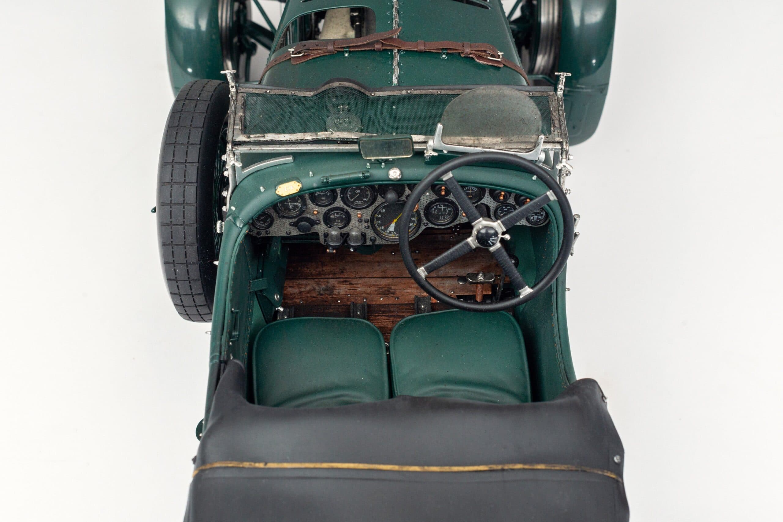 Amalgam Bentley Blower 1930 Le Mans Birkin & Chassagne Race Weathered - Grün | 1:8 - 画像8