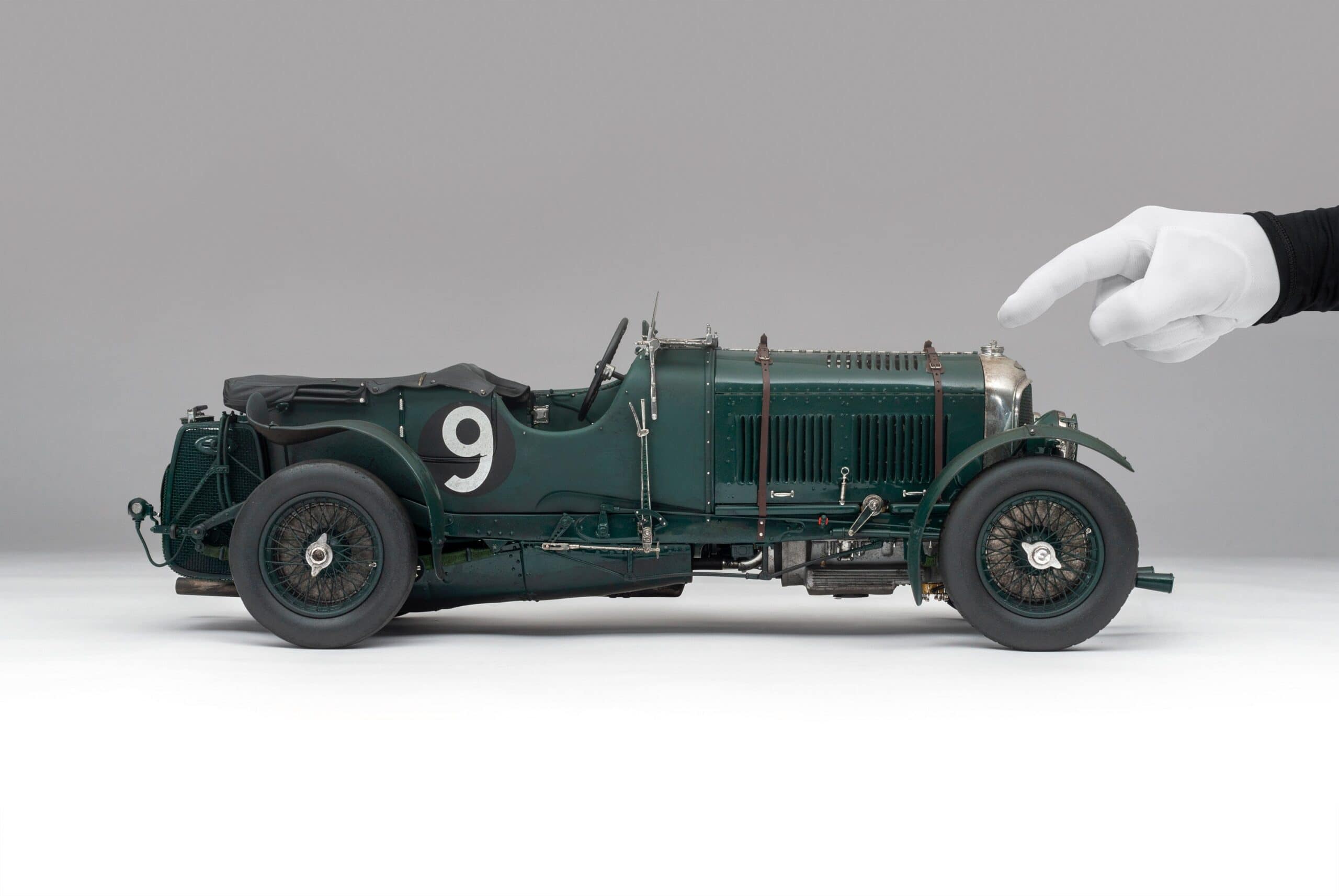Amalgam Bentley Blower 1930 Le Mans Birkin & Chassagne Race Weathered - Grün | 1:8 - 画像4