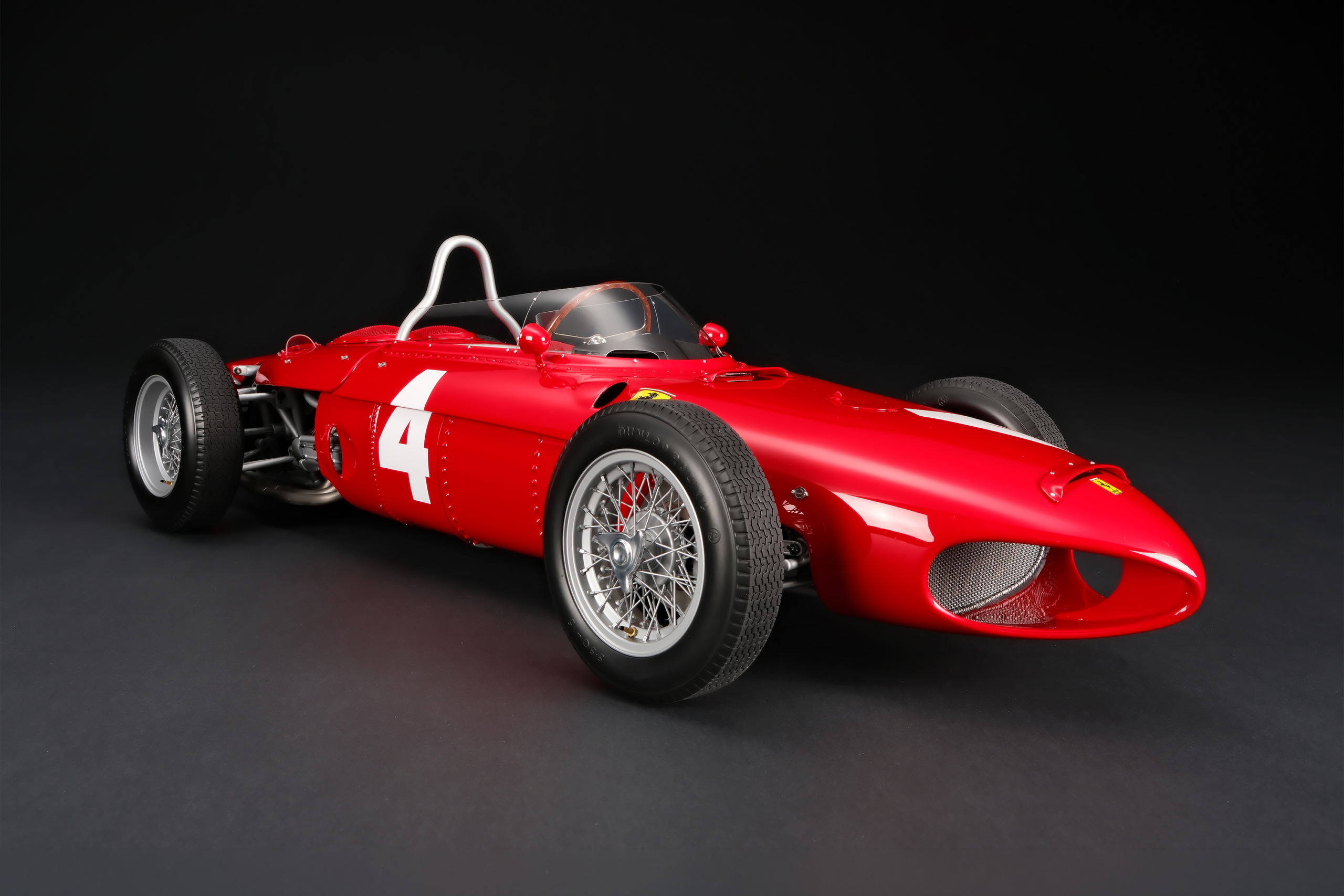 アマルガム フェラーリ 156 F1 "シャークノーズ" 1961年 フォルルフ1シーズン ヴォルフガング・フォン・トリップス - レッド | 1:8