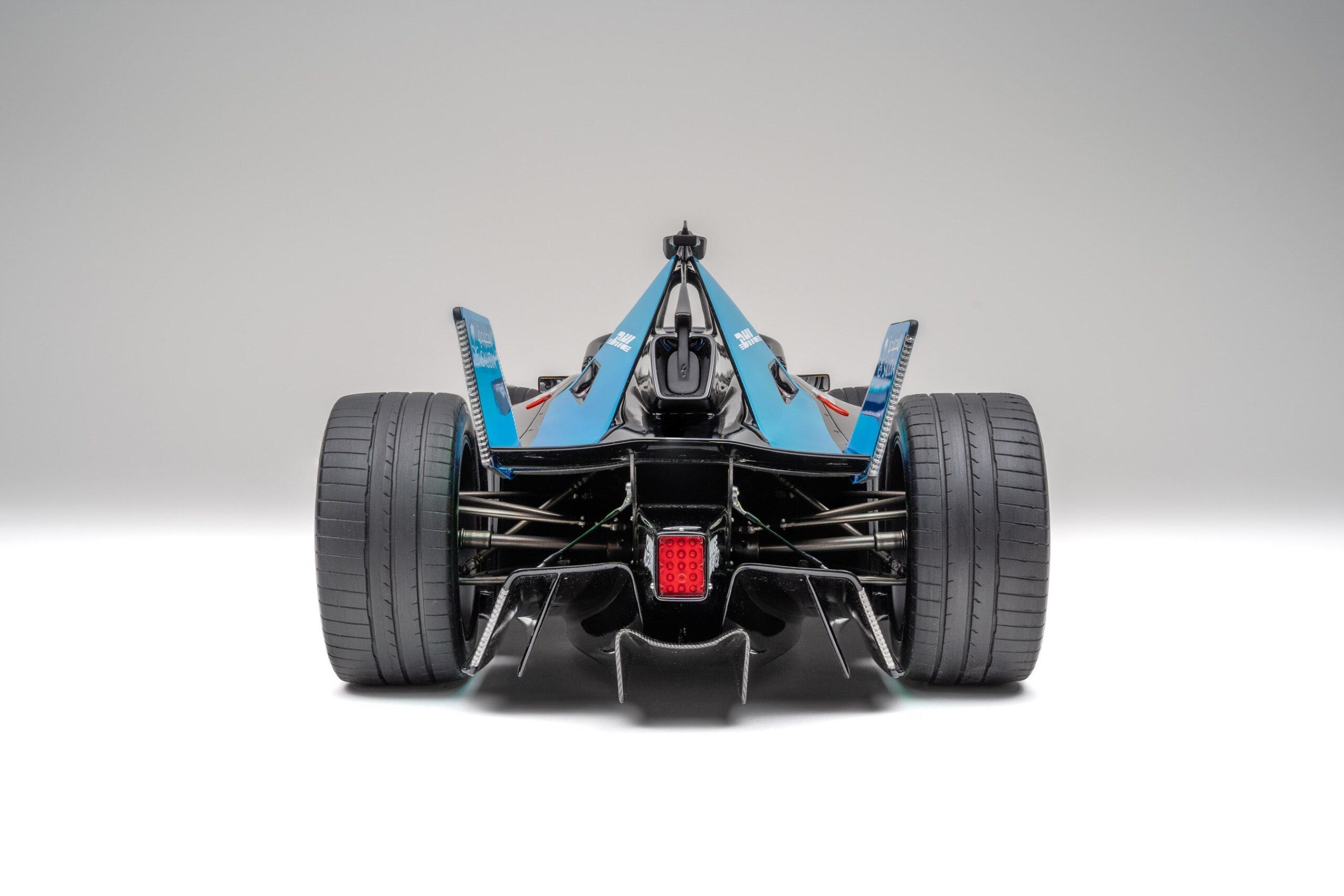 Amalgam Formula E GEN3 Season 9 Lackierung | 1:8 - 画像6