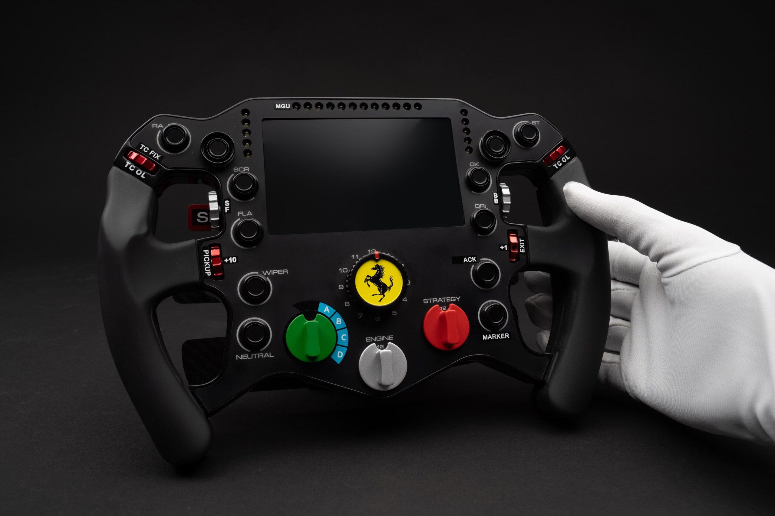 Amalgam Ferrari 499P Lenkrad 2023 Le Mans Winner #51 | 1:1 - 画像3