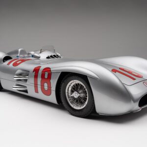 Amalgam Mercedes-Benz W196 Streamliner 1954 Vainqueur du Grand Prix de France - Argent | 1:8