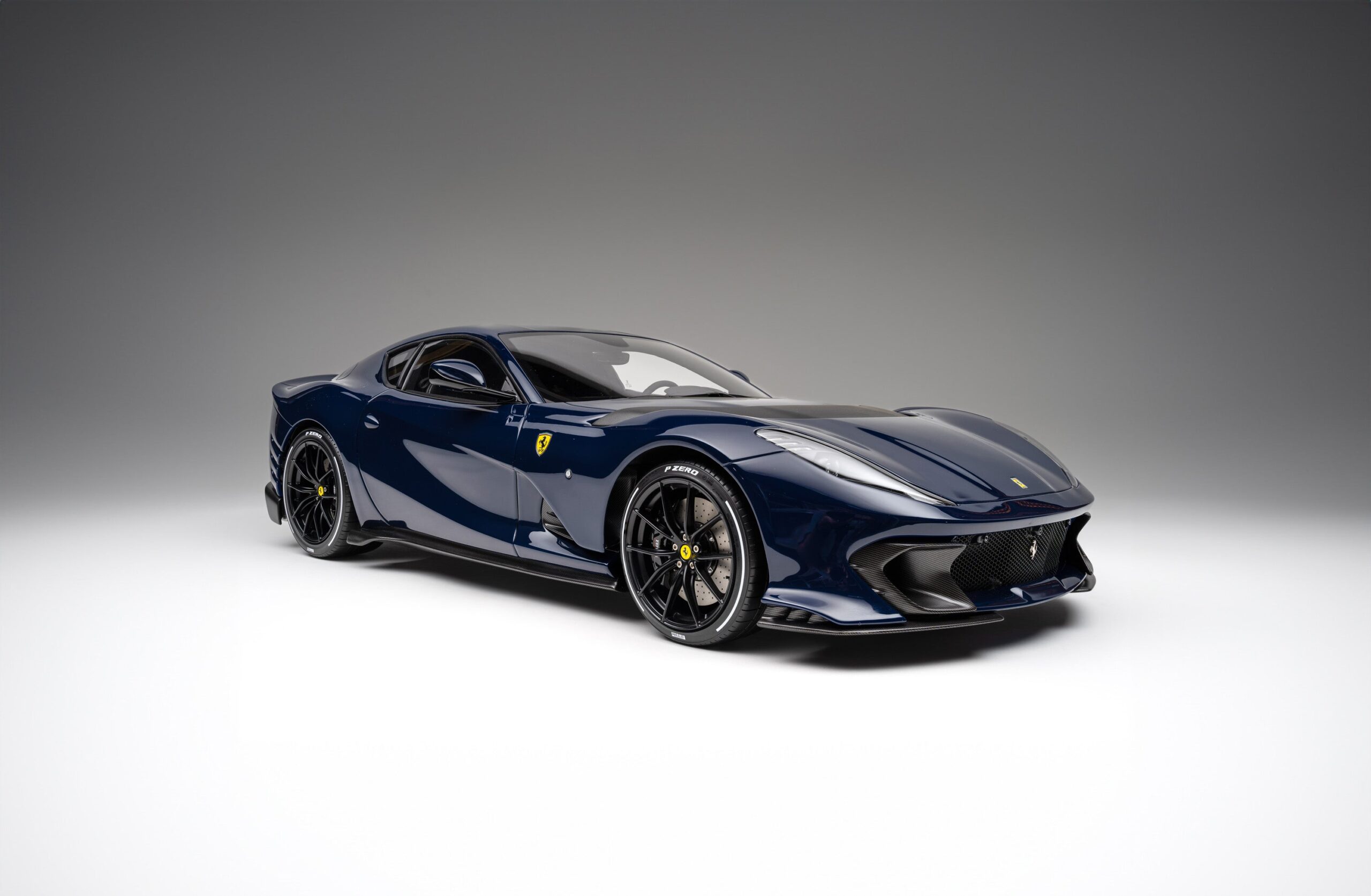 Amalgam Ferrari 812 Competizione & Competizione A Tailor Made | 1:8 - 画像7