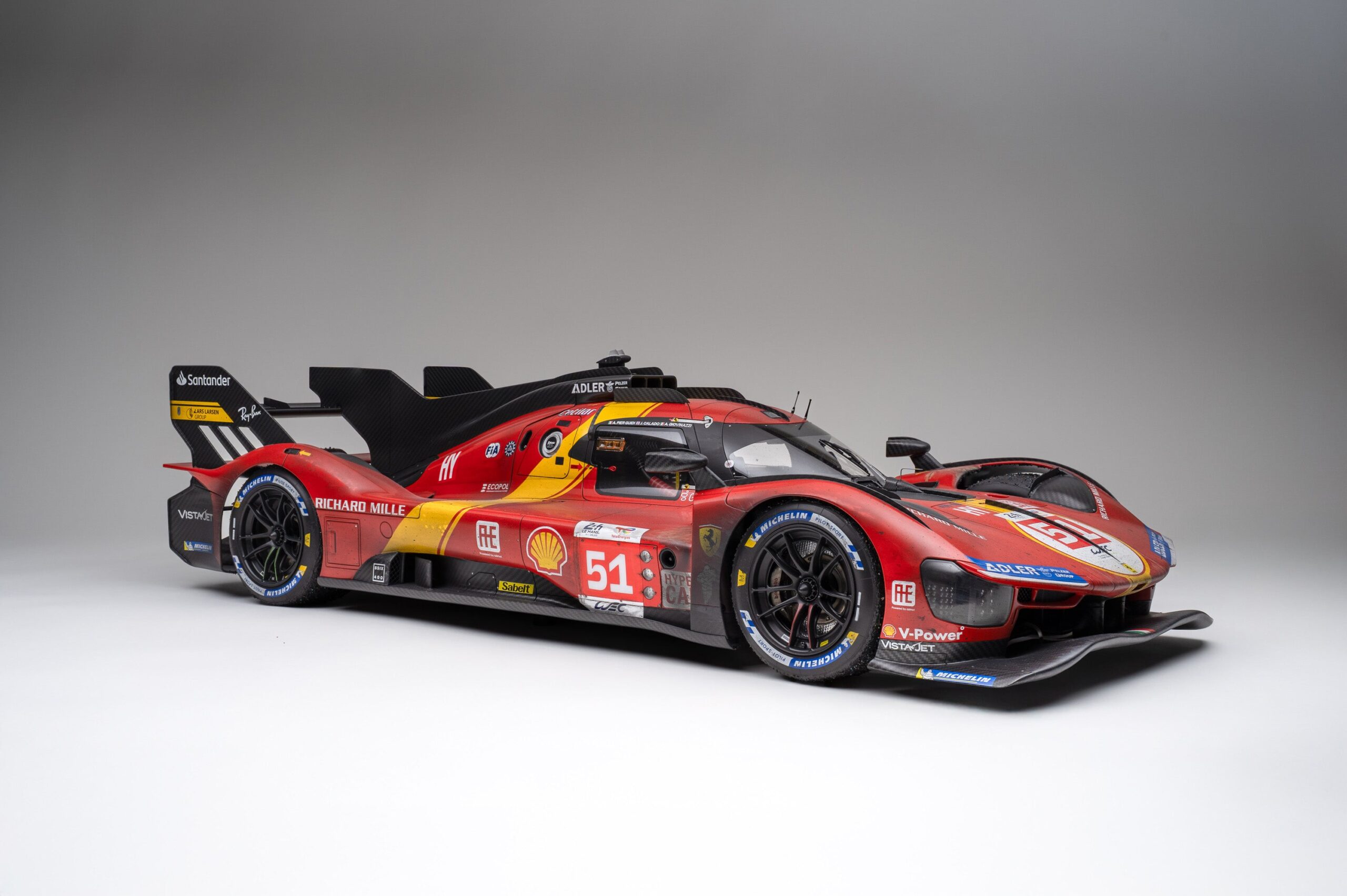 Amalgam Ferrari 499P 2023 Le Mans Winner Race Weathered - Rot | 1:5 - Imagen 4