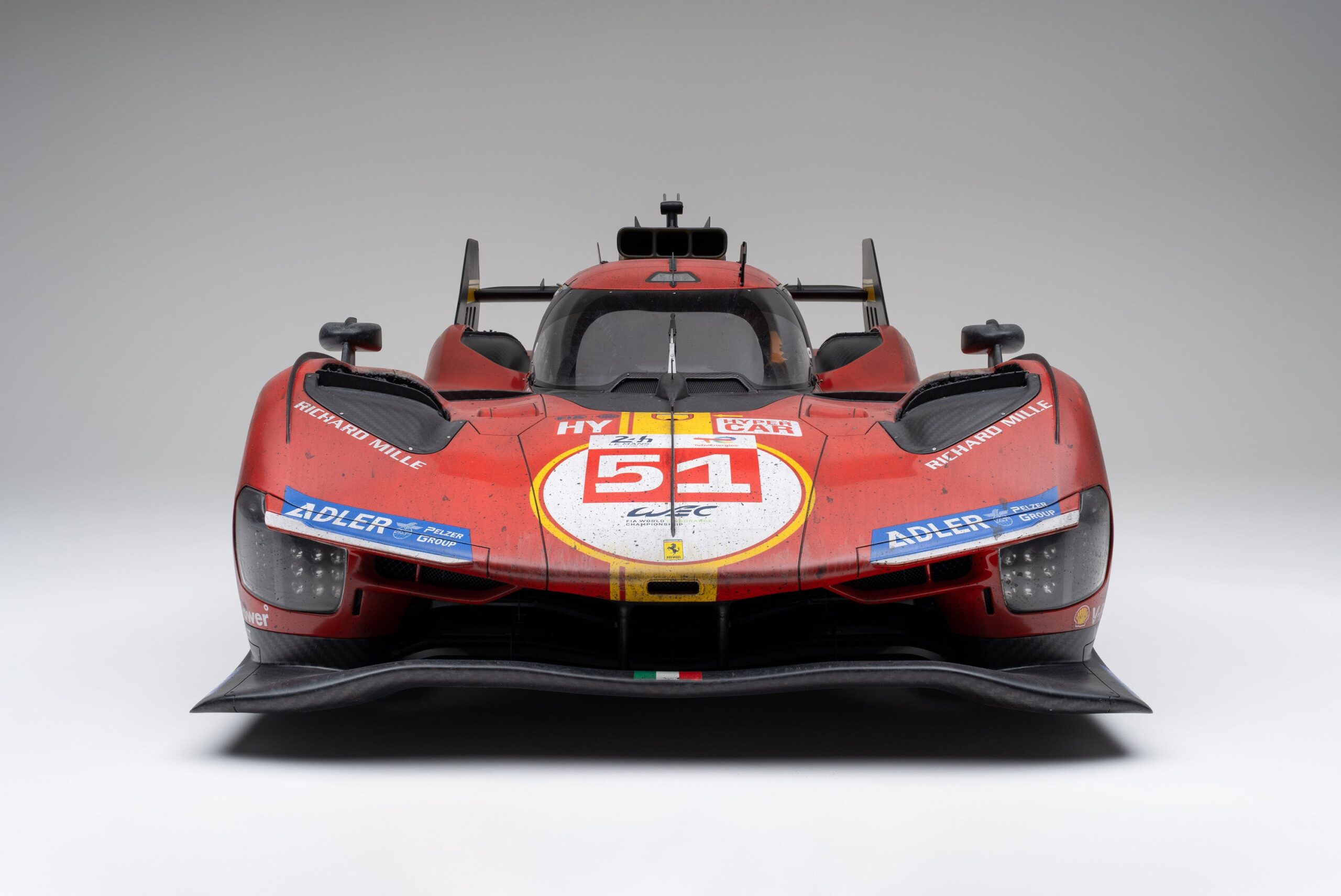 Amalgam Ferrari 499P 2023 Le Mans Winner Race Weathered - Rot | 1:5 - Imagen 8