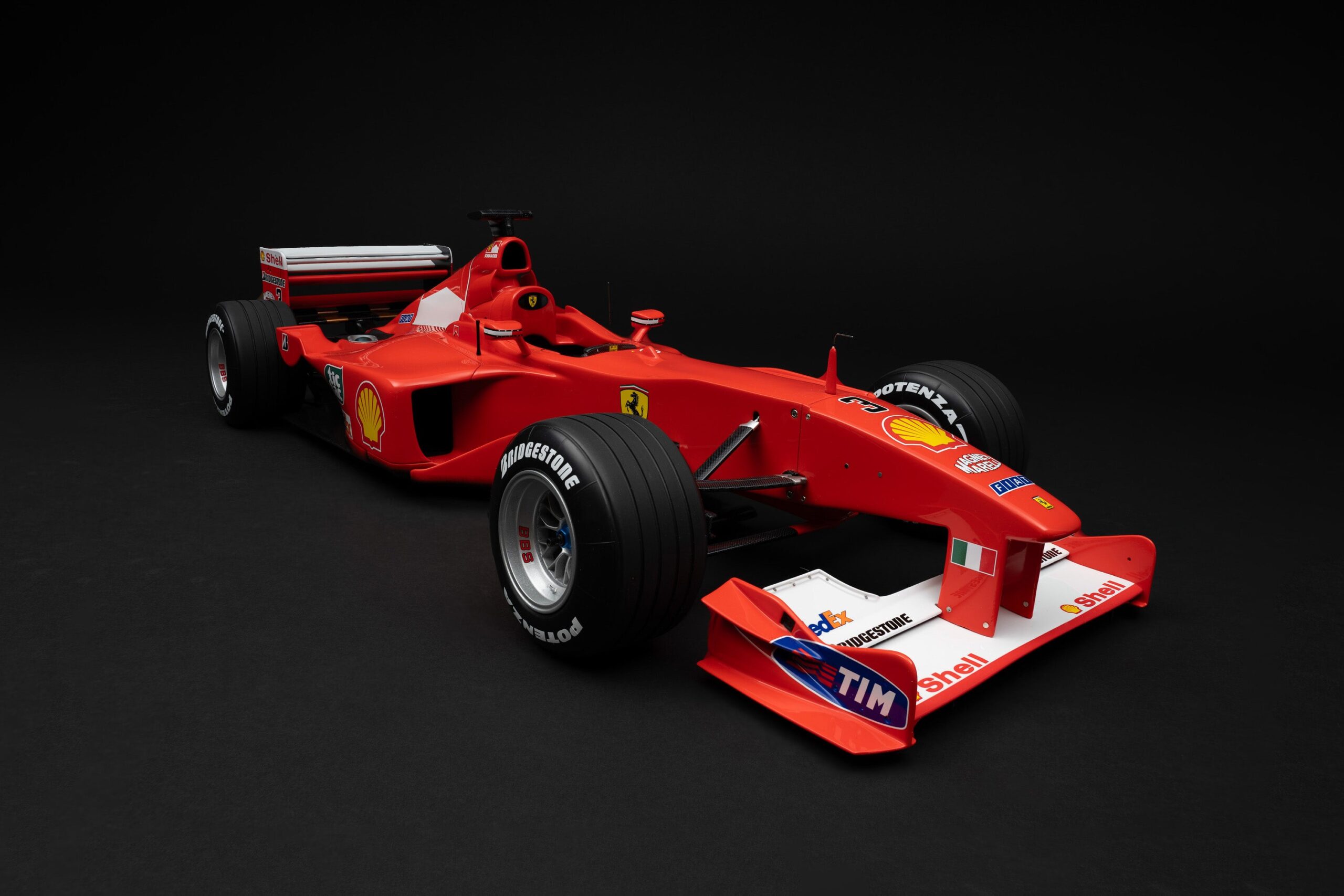 アマルガム フェラーリ F1-2000 2000年 ヨーロッパGP(ミハエル・シューマッハ) - レッド | 1:8