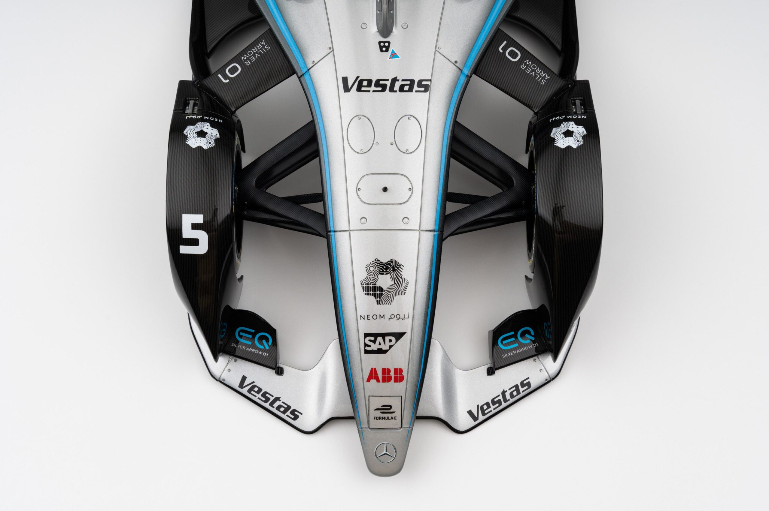 Amalgam Mercedes-Benz EQ Silver Arrow 01 Gen2 Season 6 (2019) - Silber | 1:8 - Image 15