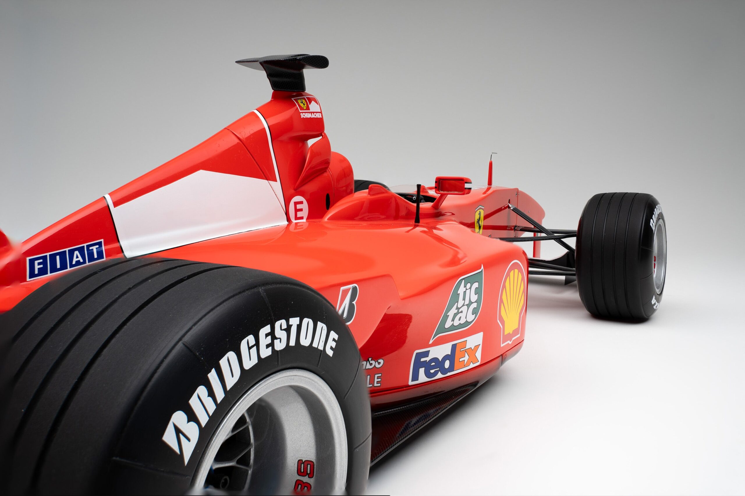 Amalgam Ferrari F1-2000 2000 European Grand Prix (Michael Schumacher) - Rot | 1:8 - 画像11
