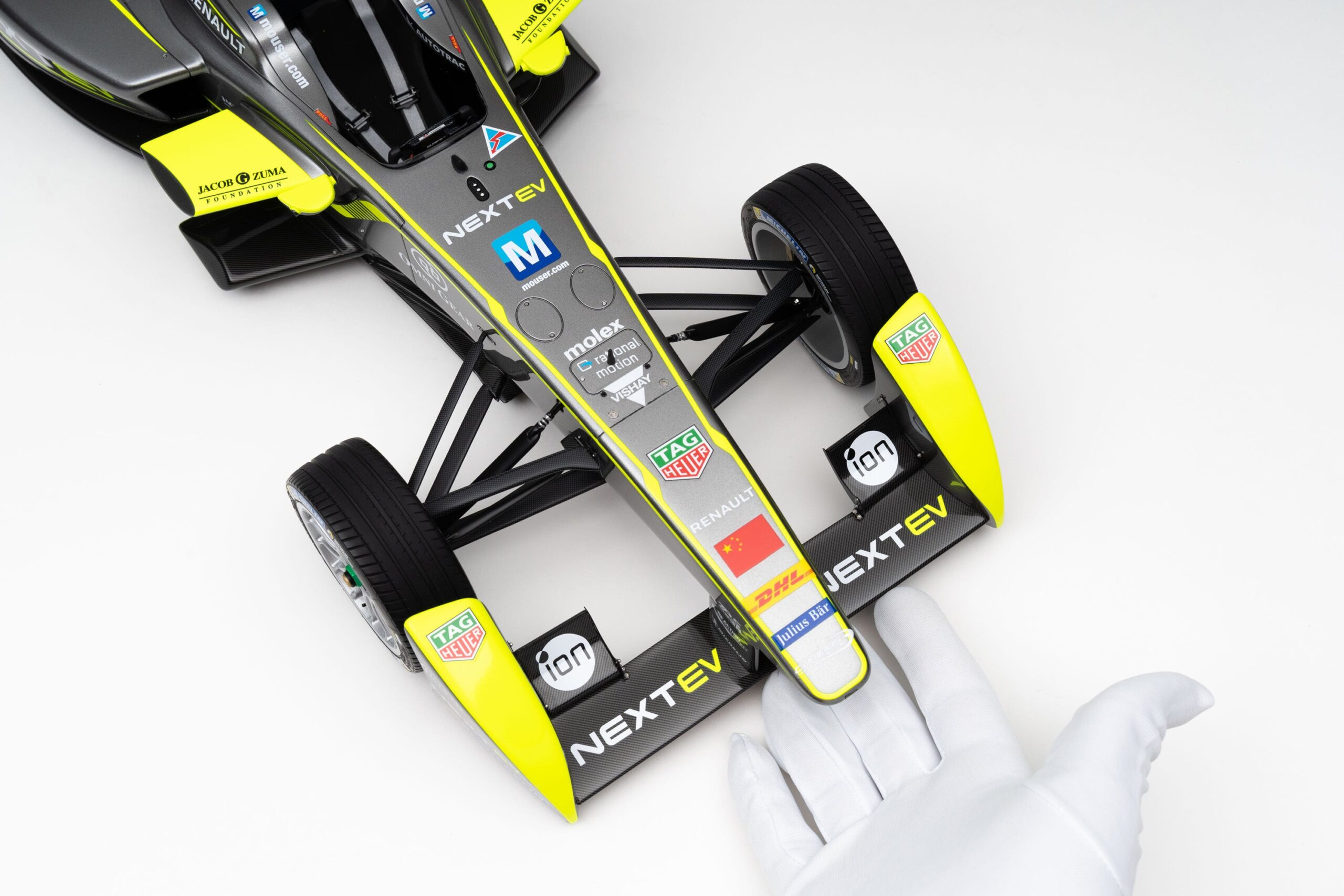 Amalgam Spark-Renault SRT_01E NEXTEV TCR - 2015 London ePrix - Piquet Jr. | 1:8 - Image 3