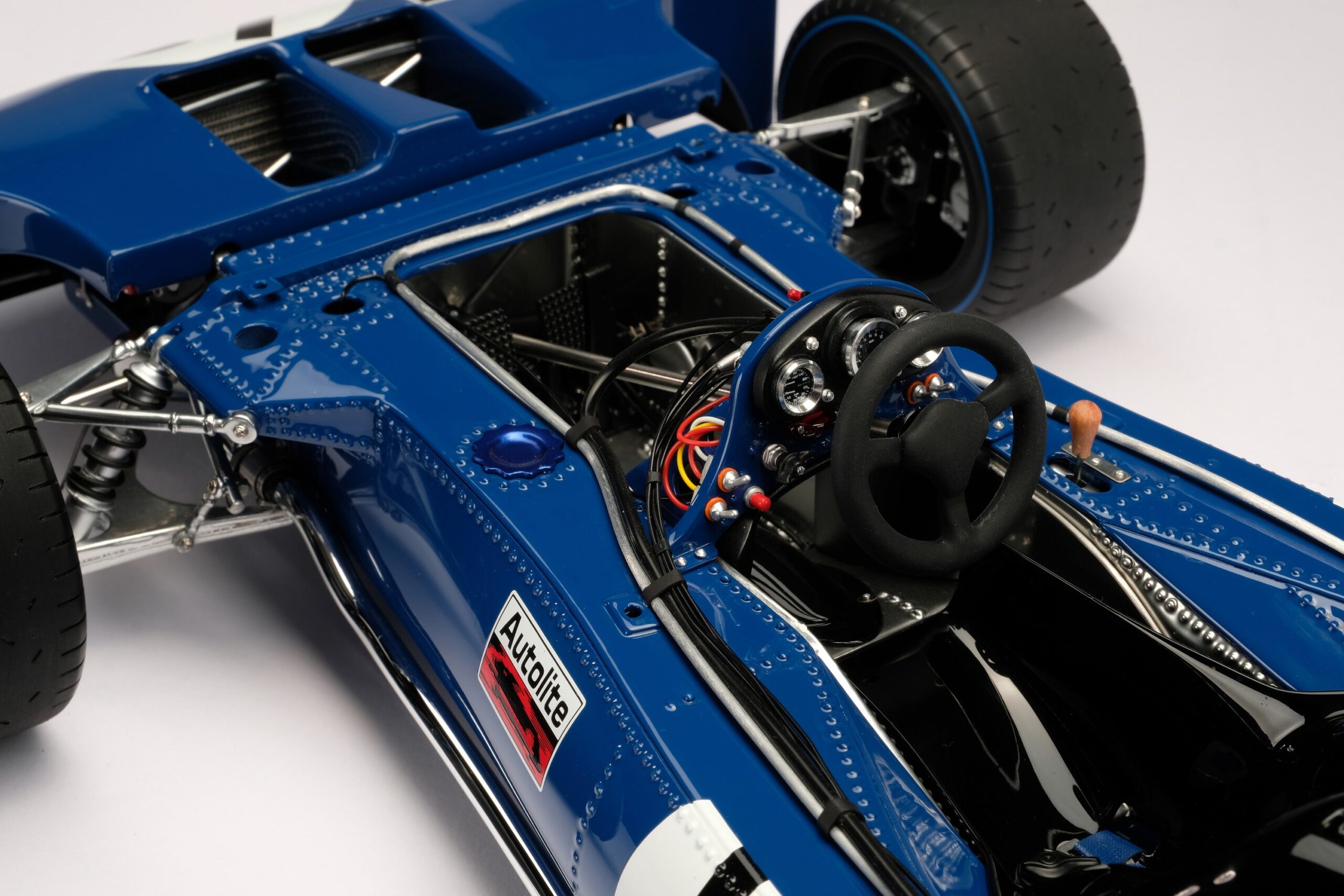 Amalgam Tyrrell 003 1971 British Grand Prix - Blau | 1:8 - 画像15