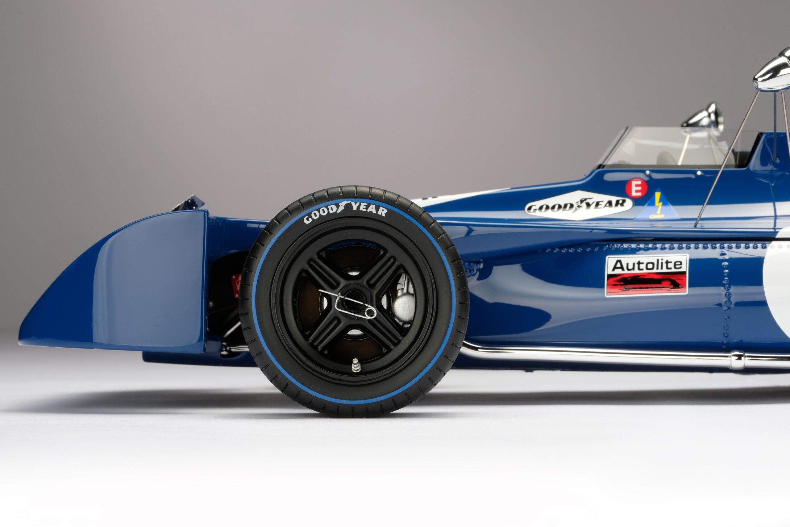 Amalgam Tyrrell 003 1971 British Grand Prix - Blau | 1:8 - 画像19