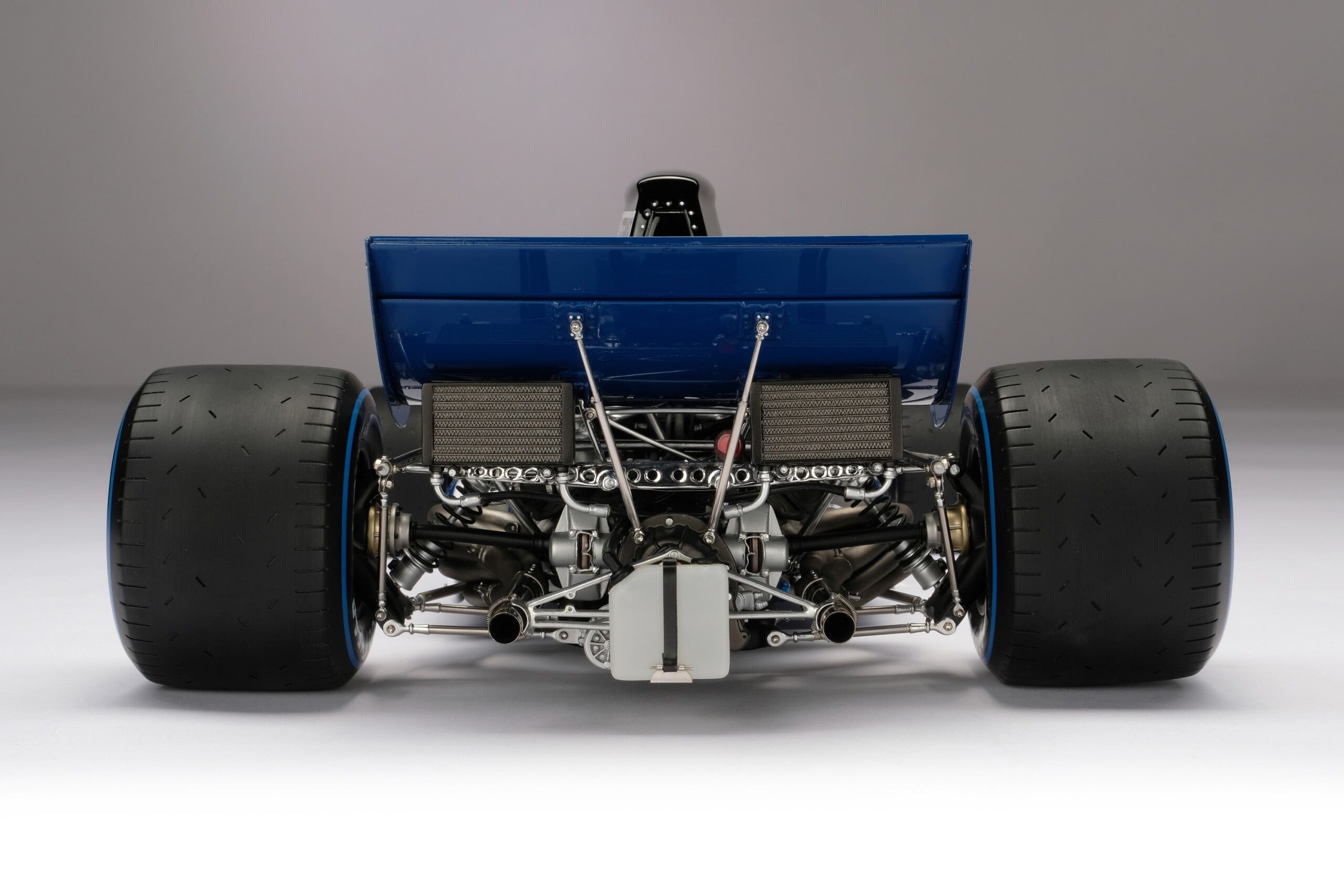 Amalgam Tyrrell 003 1971 British Grand Prix - Blau | 1:8 - 画像9