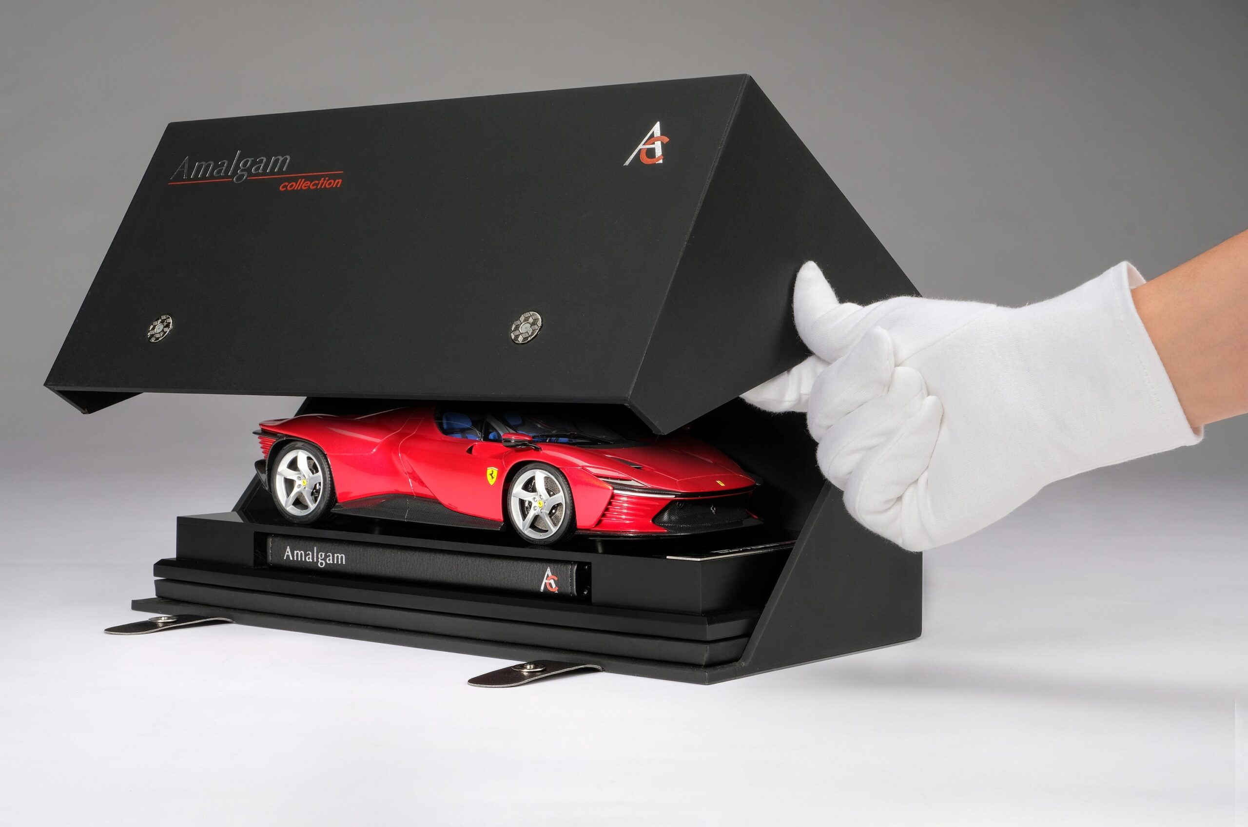 Amalgam Ferrari Daytona SP3 | 1:18 - 画像4