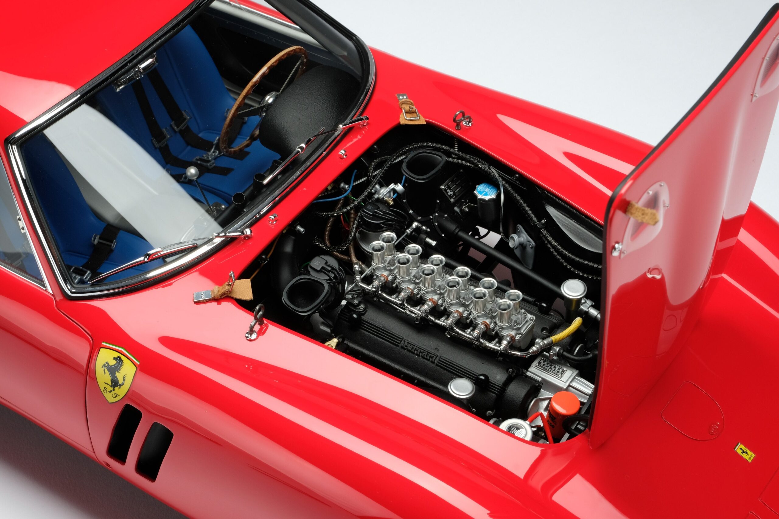 Amalgam Ferrari 250 GTO Road Specification (1962) - Rot | 1:8 - 画像9