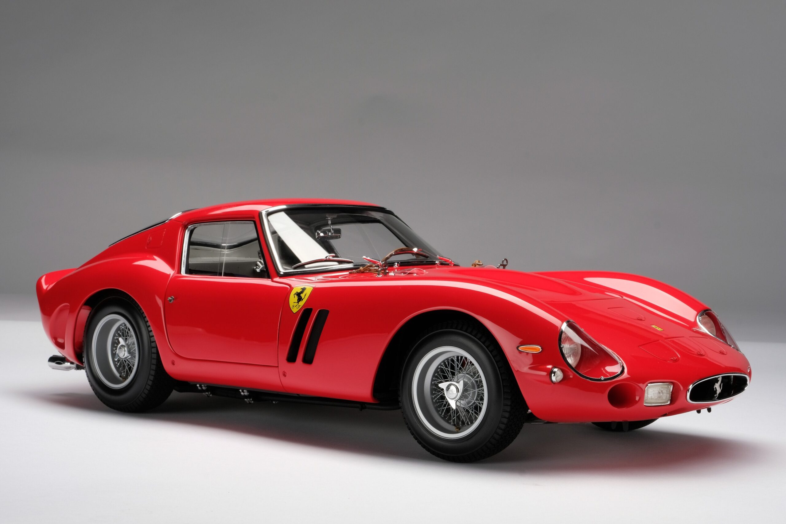 Amalgam Ferrari 250 GTO Road Specification (1962) - Rot | 1:8 - 画像4