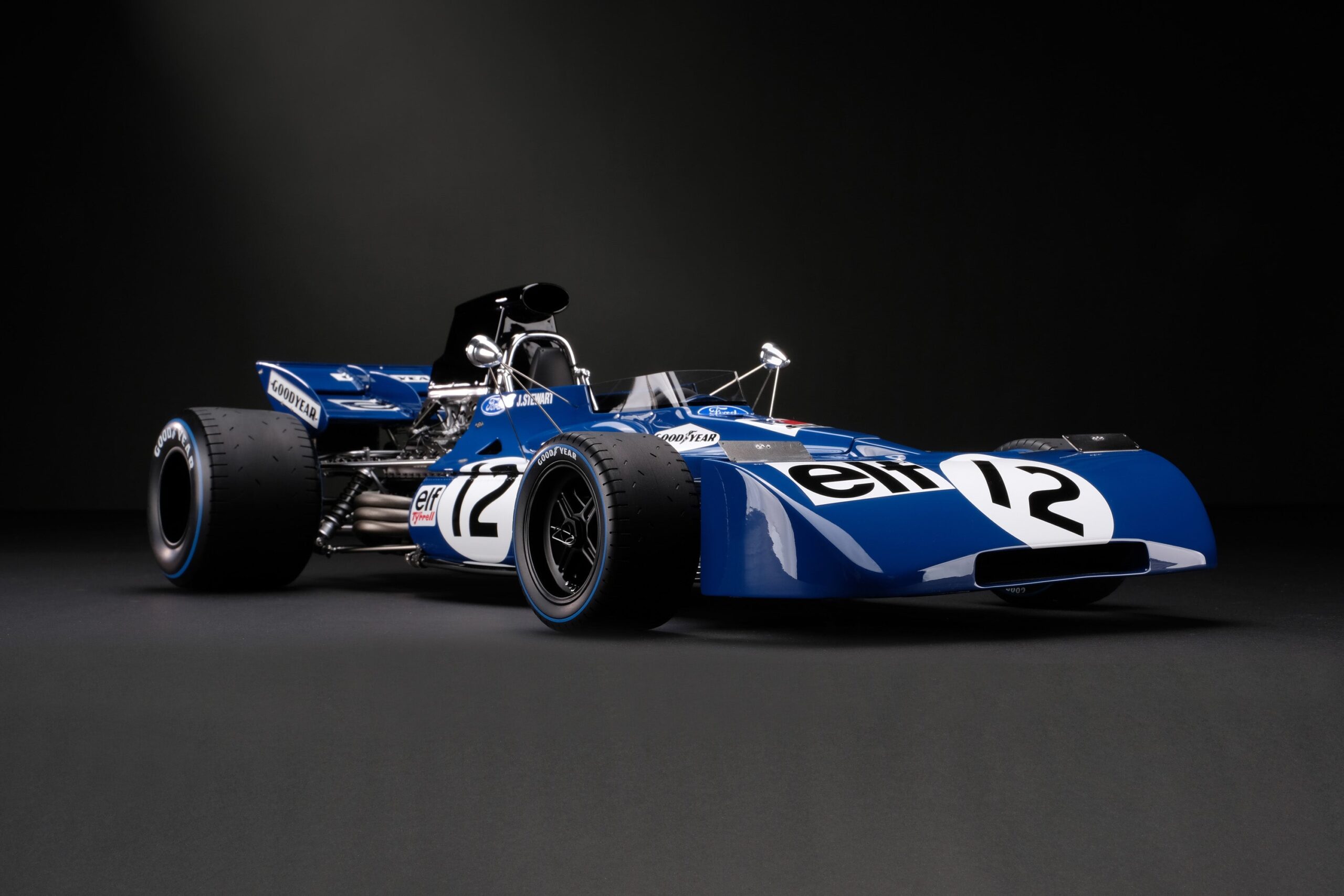 Amalgam Tyrrell 003 1971 British Grand Prix - Blau | 1:8 - 画像25