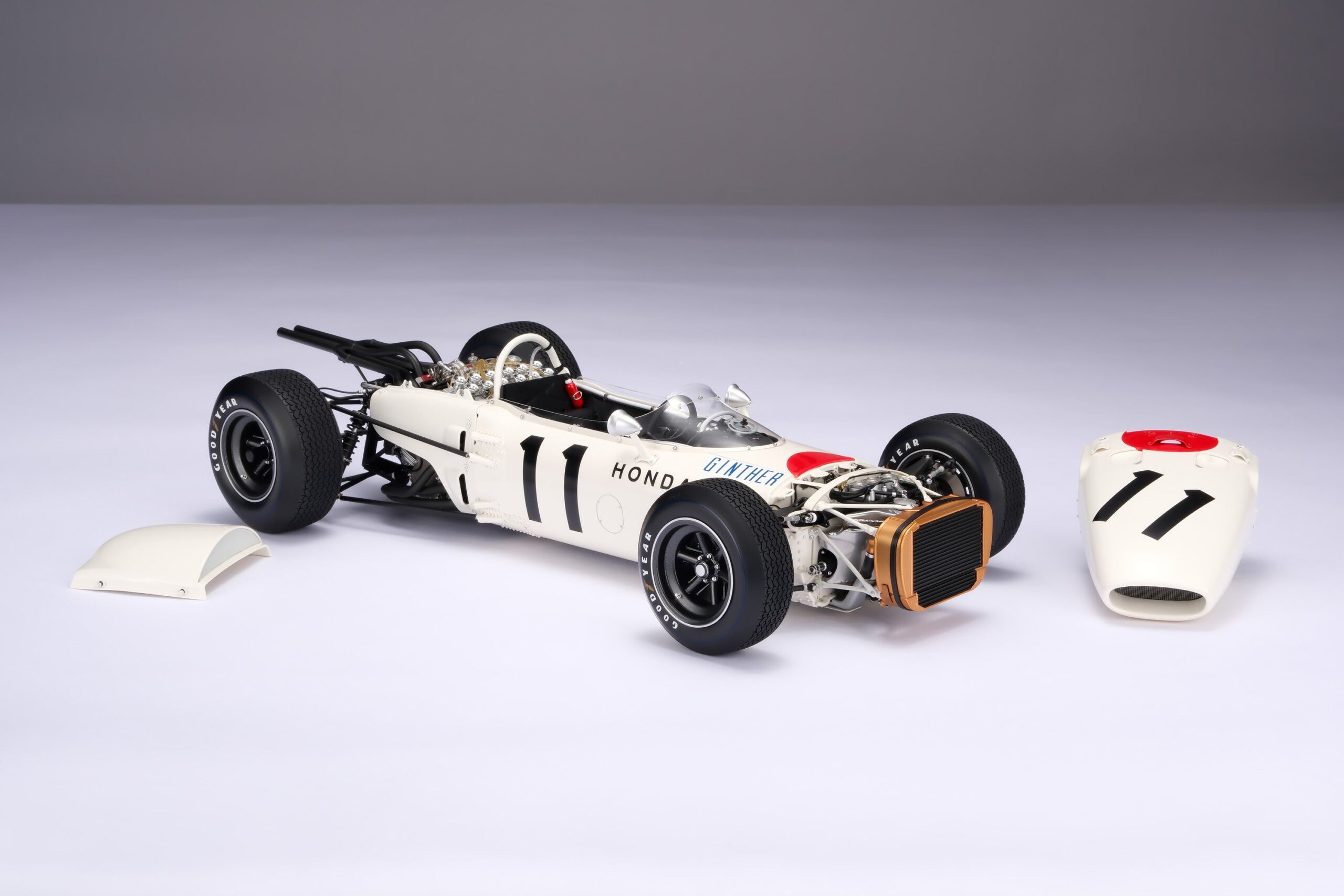 Amalgam Honda RA272 Mexican Grand Prix (1965) - Weiß | 1:8 - Image 11