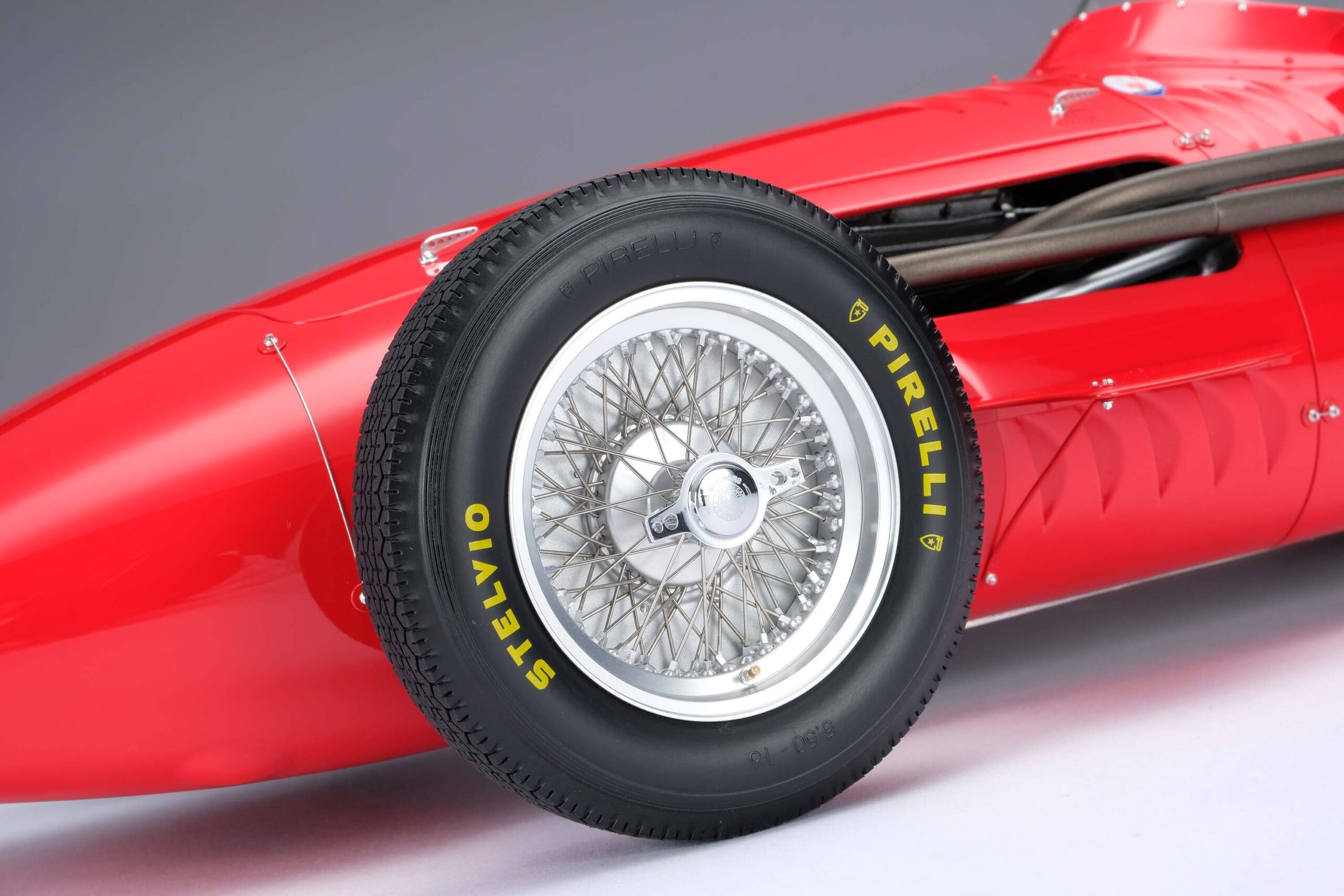 Amalgam Maserati 250F 1957 German Grand Prix - Juan Manuel Fangio - Rot | 1:8 - 画像28