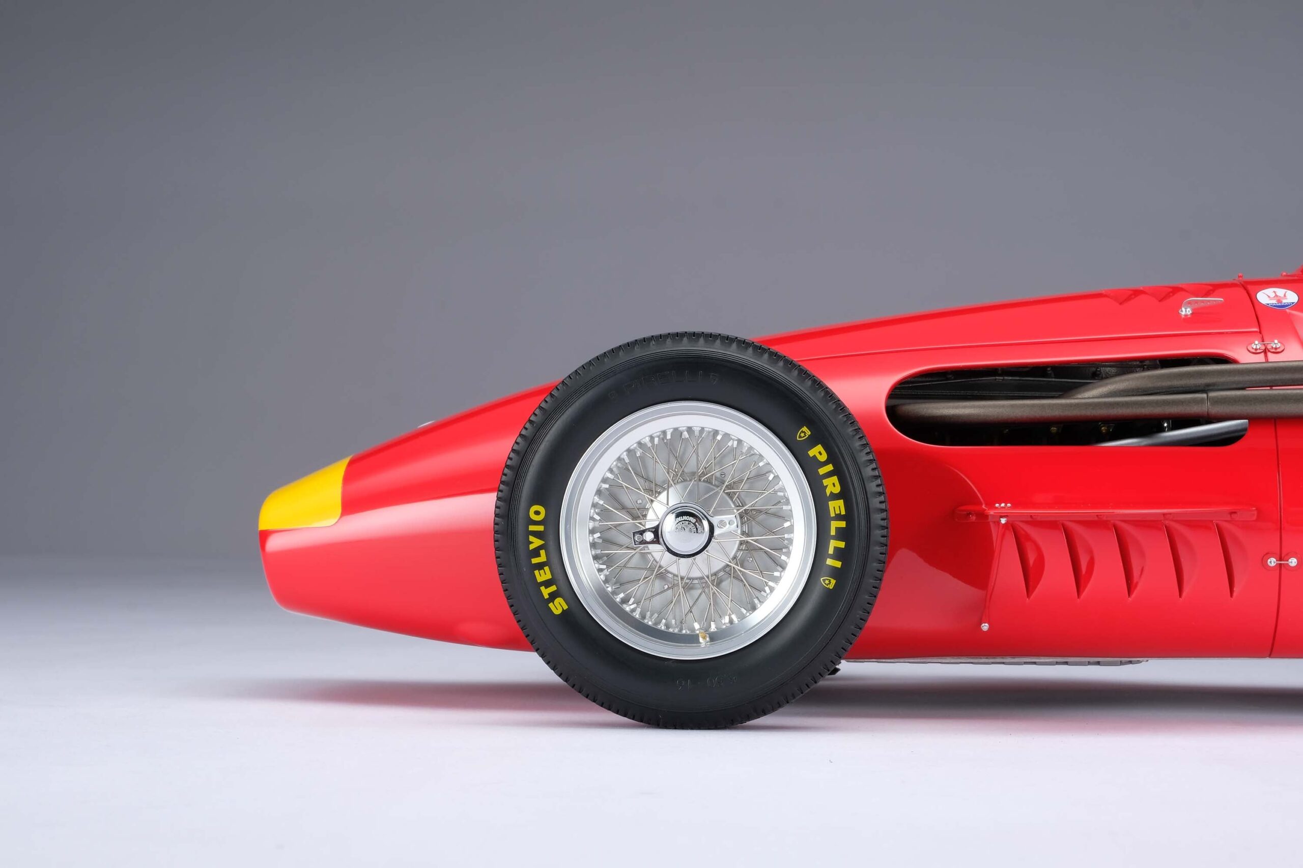 Amalgam Maserati 250F 1957 German Grand Prix - Juan Manuel Fangio - Rot | 1:8 - 画像29