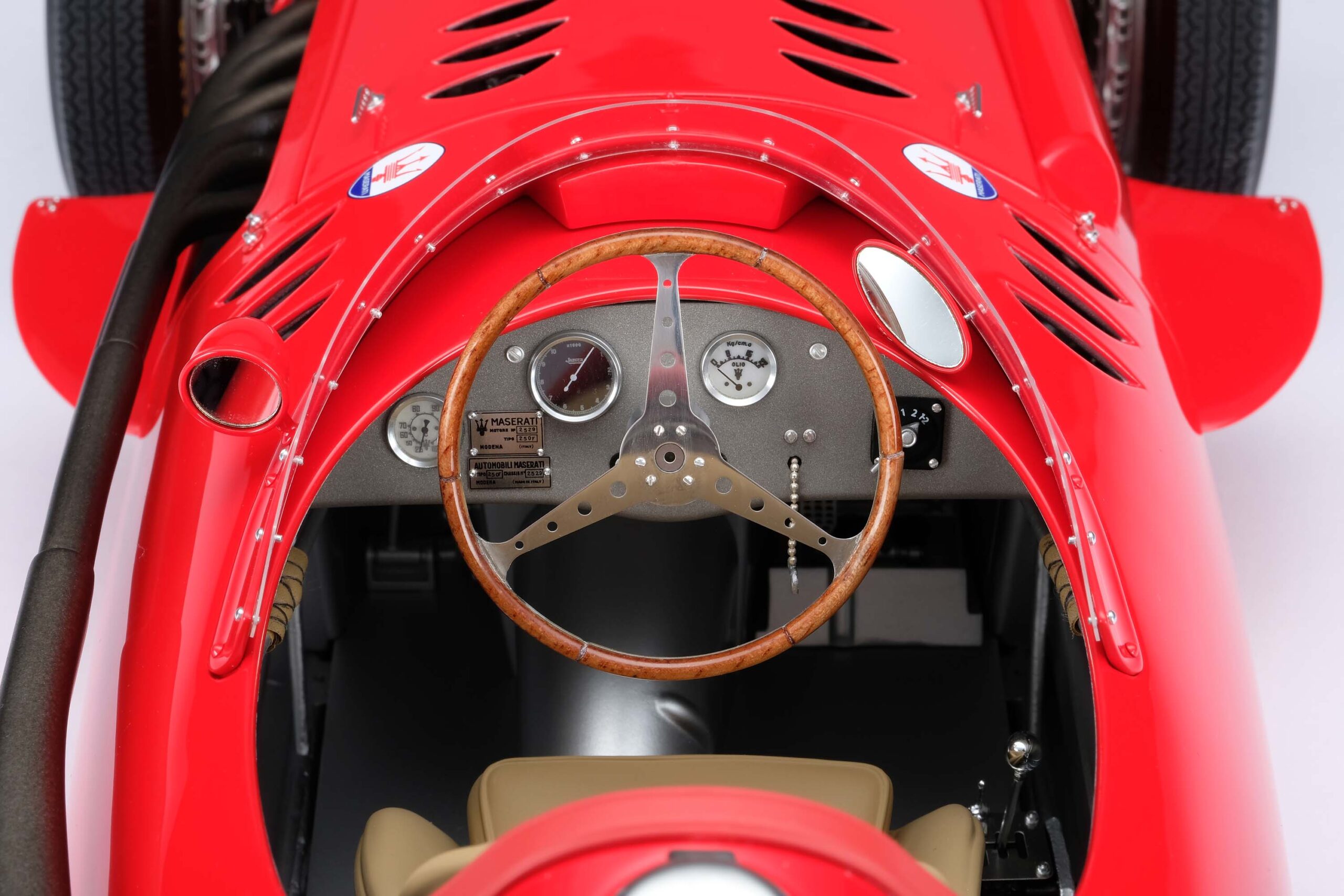 Amalgam Maserati 250F 1957 German Grand Prix - Juan Manuel Fangio - Rot | 1:8 - 画像14