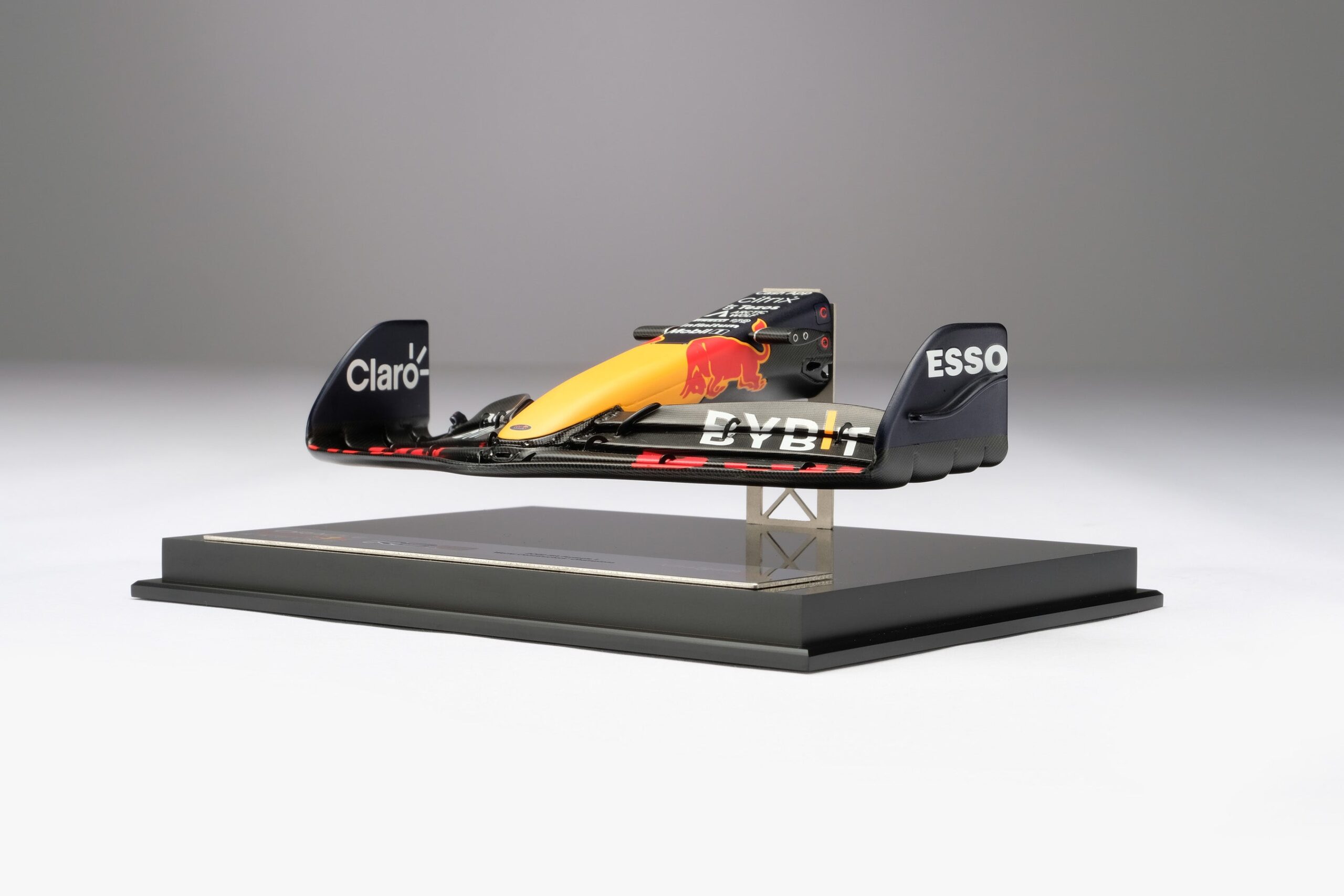 Amalgam Red Bull Racing RB18 Nosecone 2022 | 1:12 - Image 10