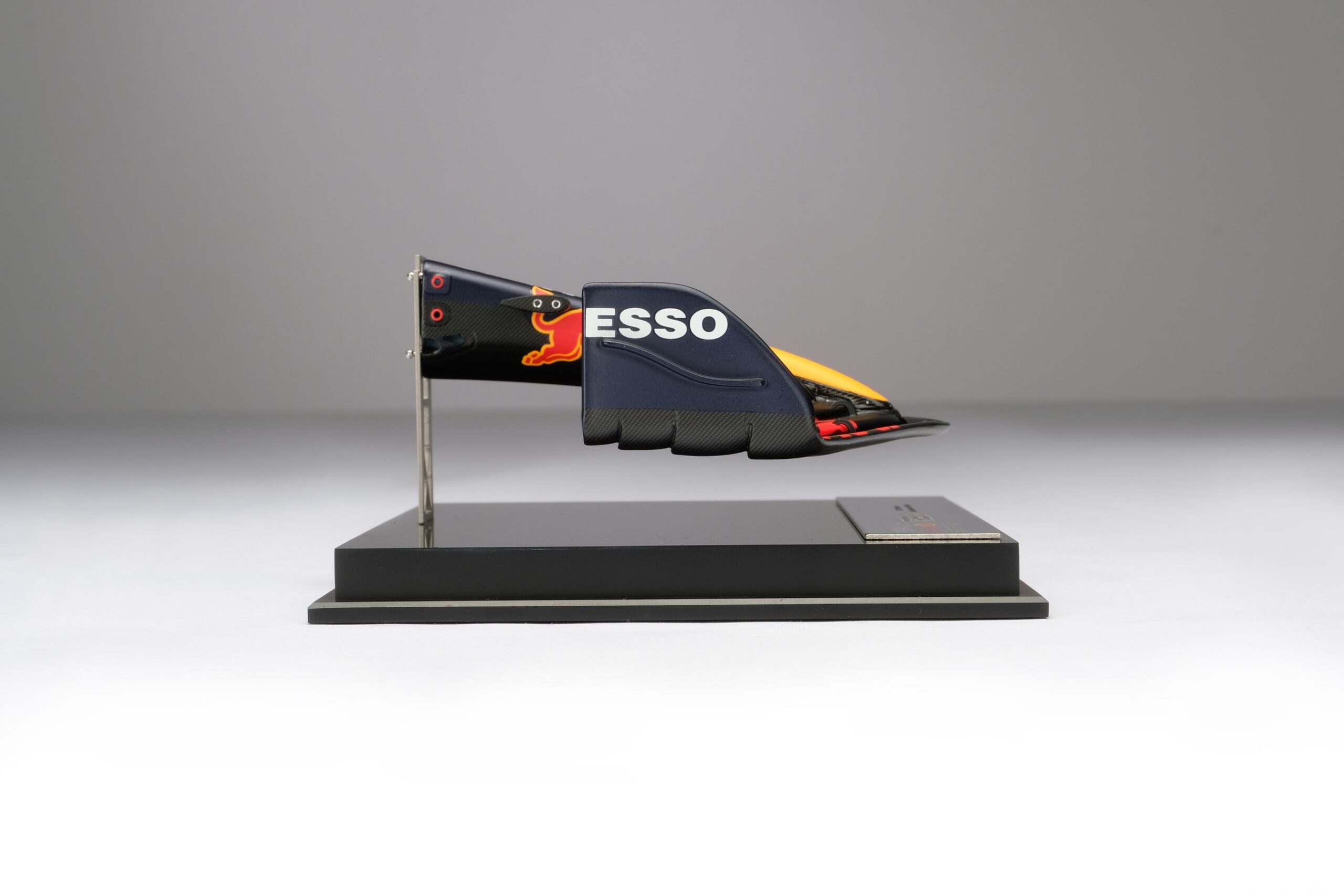 Amalgam Red Bull Racing RB18 Nosecone 2022 | 1:12 - Image 15