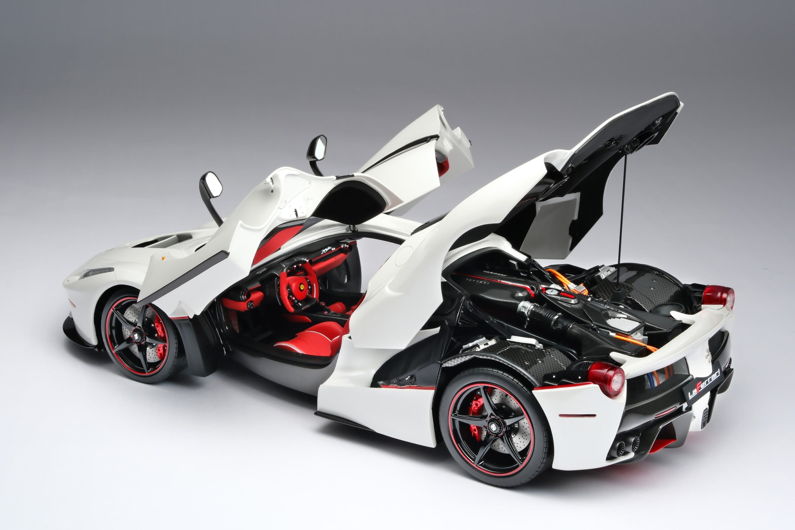 Amalgam Ferrari LaFerrari & LaFerrari Aperta Tailor Made | 1:8 - 画像13