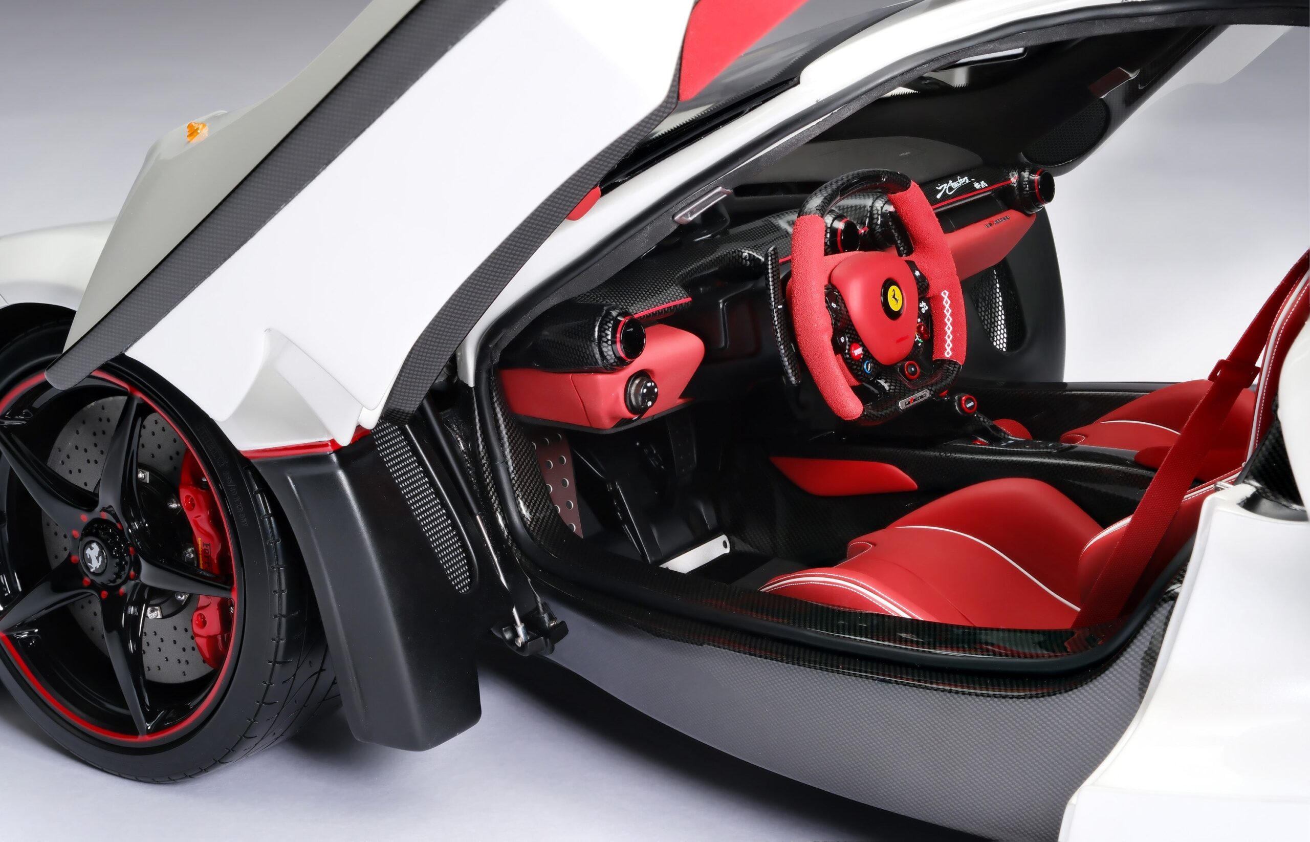 Amalgam Ferrari LaFerrari & LaFerrari Aperta Tailor Made | 1:8 - 画像14