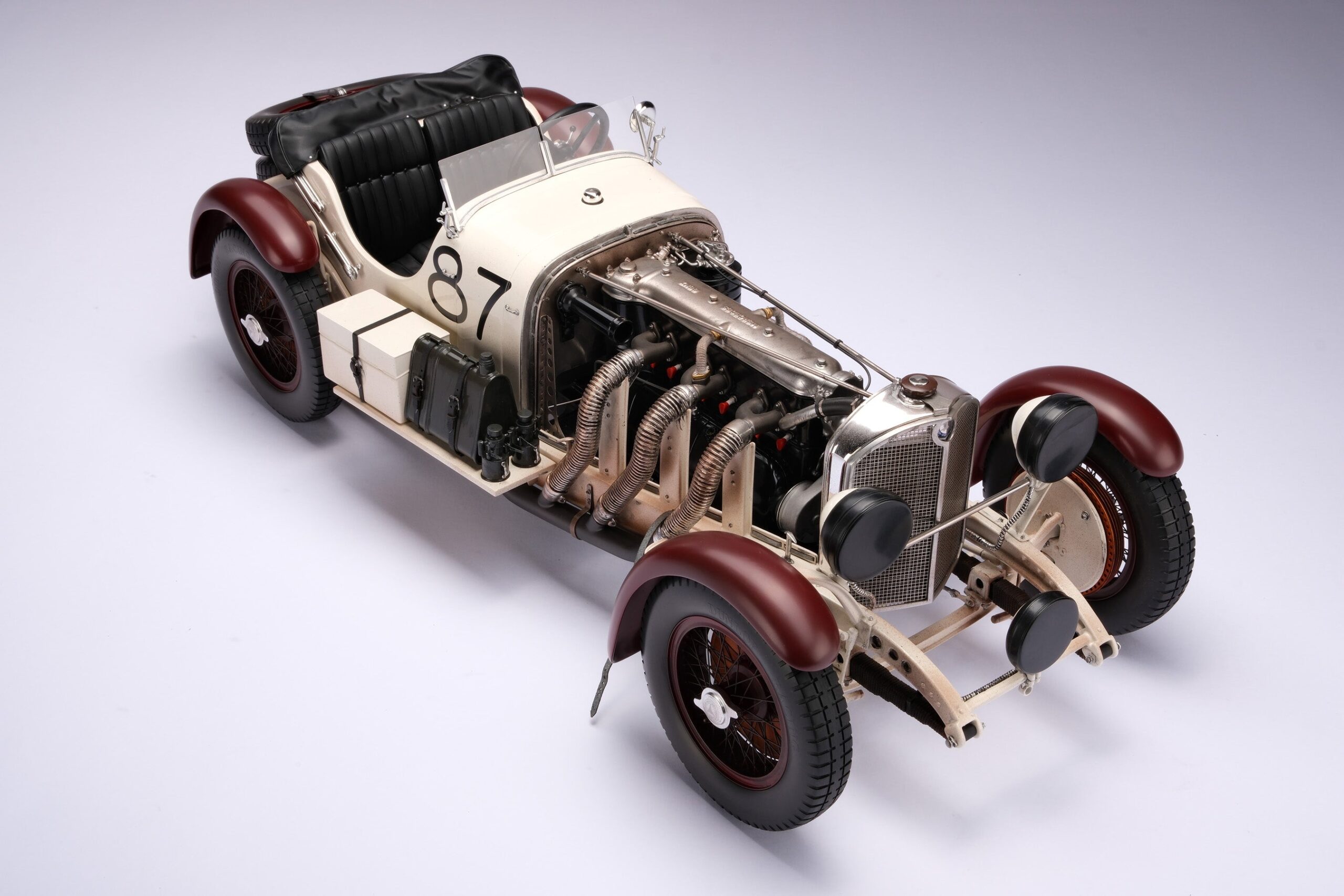 Amalgam Mercedes-Benz SSKL 1931 Mille Miglia Winner Patiniert - Weiß | 1:8 - Imagen 15