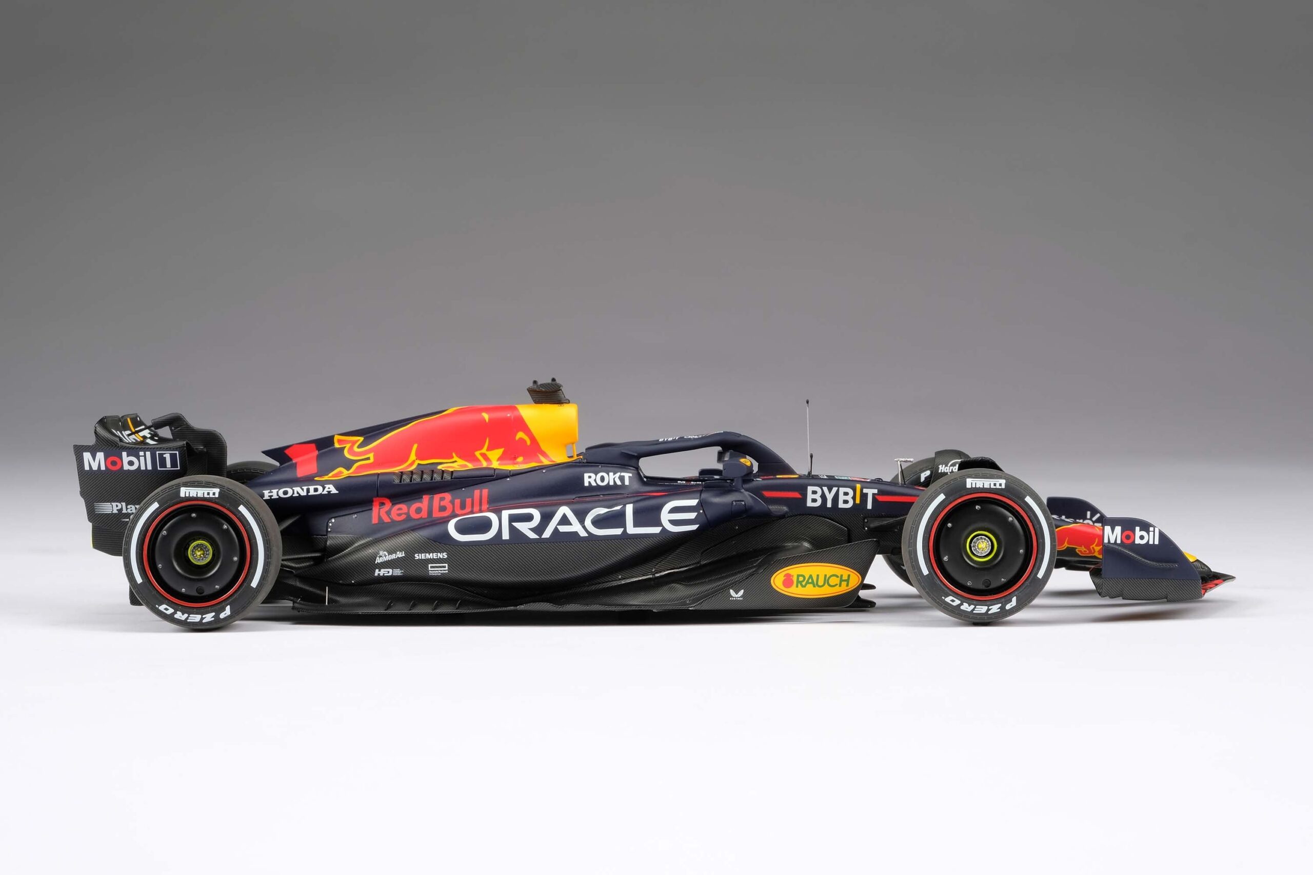 Amalgam Oracle Red Bull Racing RB19 2023 Season Livery | 1:18 – Bild 16