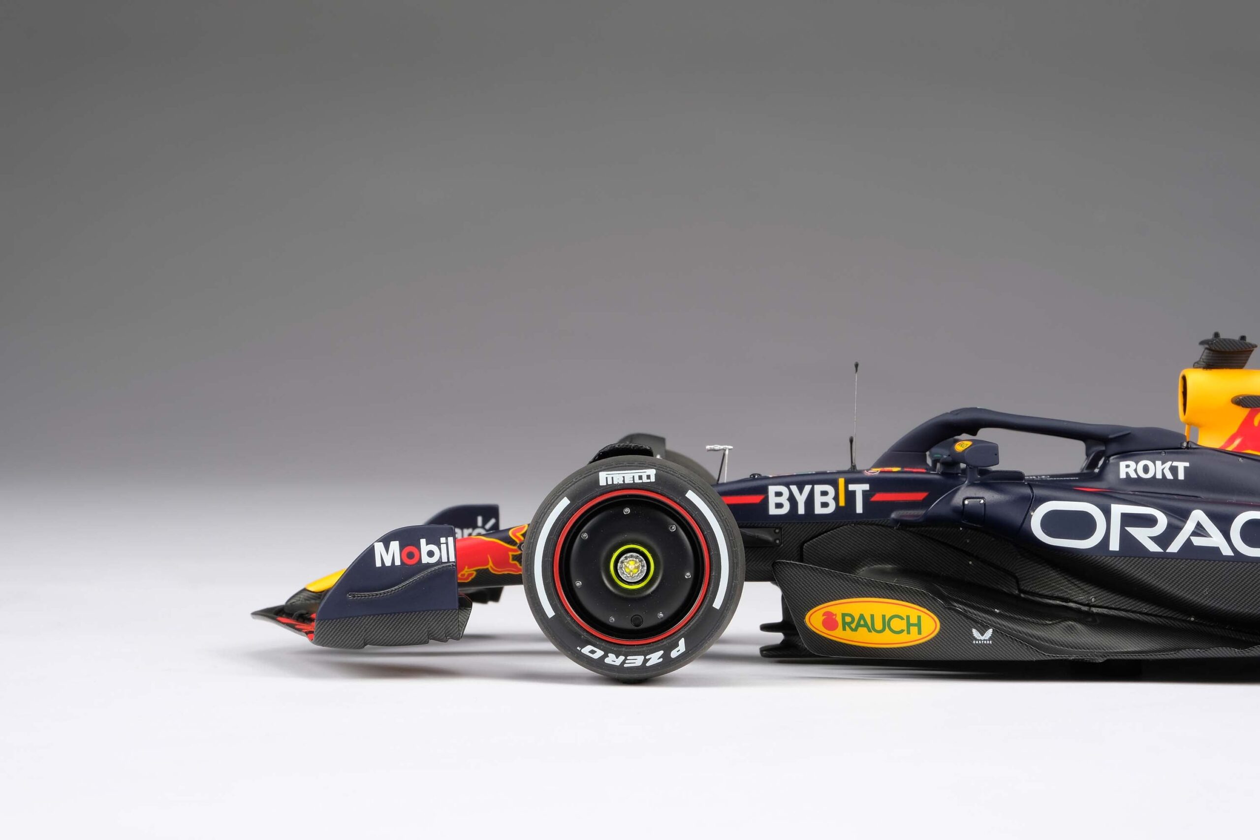 Amalgam Oracle Red Bull Racing RB19 2023 Season Livery | 1:18 – Bild 11
