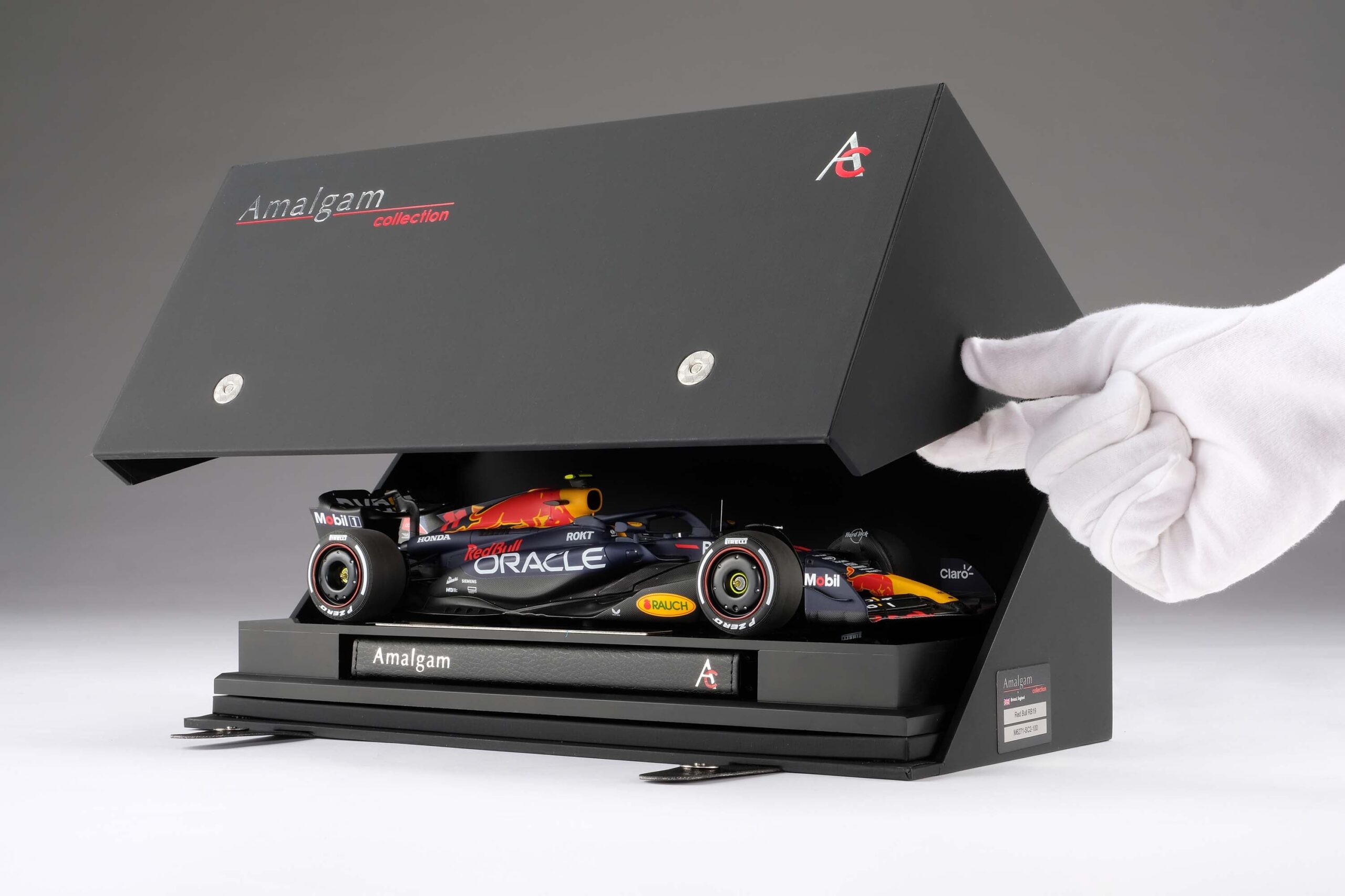 Amalgam Oracle Red Bull Racing RB19 2023 Season Livery | 1:18 – Bild 26