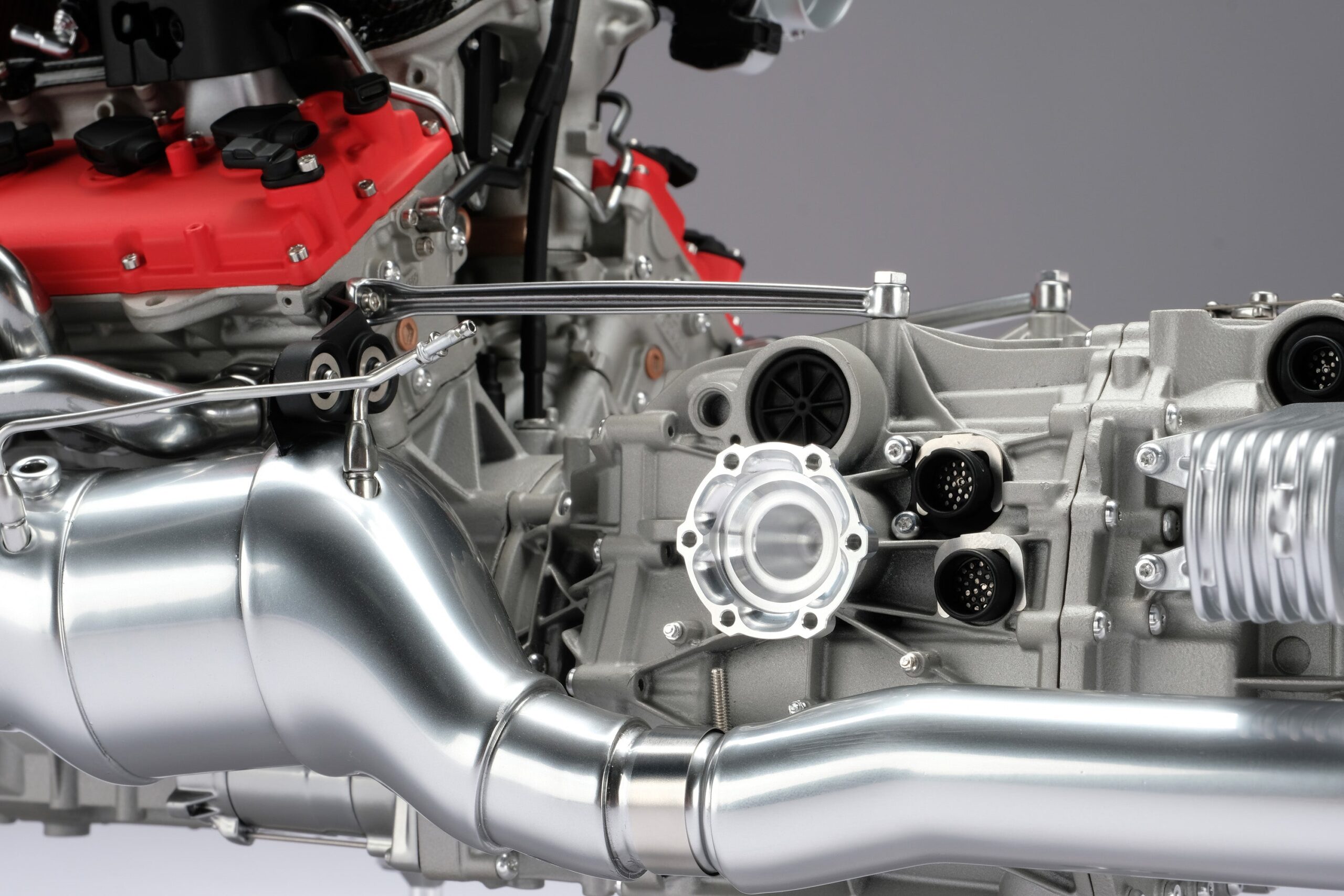 Amalgam Ferrari Daytona SP3 V12 F140HC Motor und Getriebe | 1:4 - 画像7