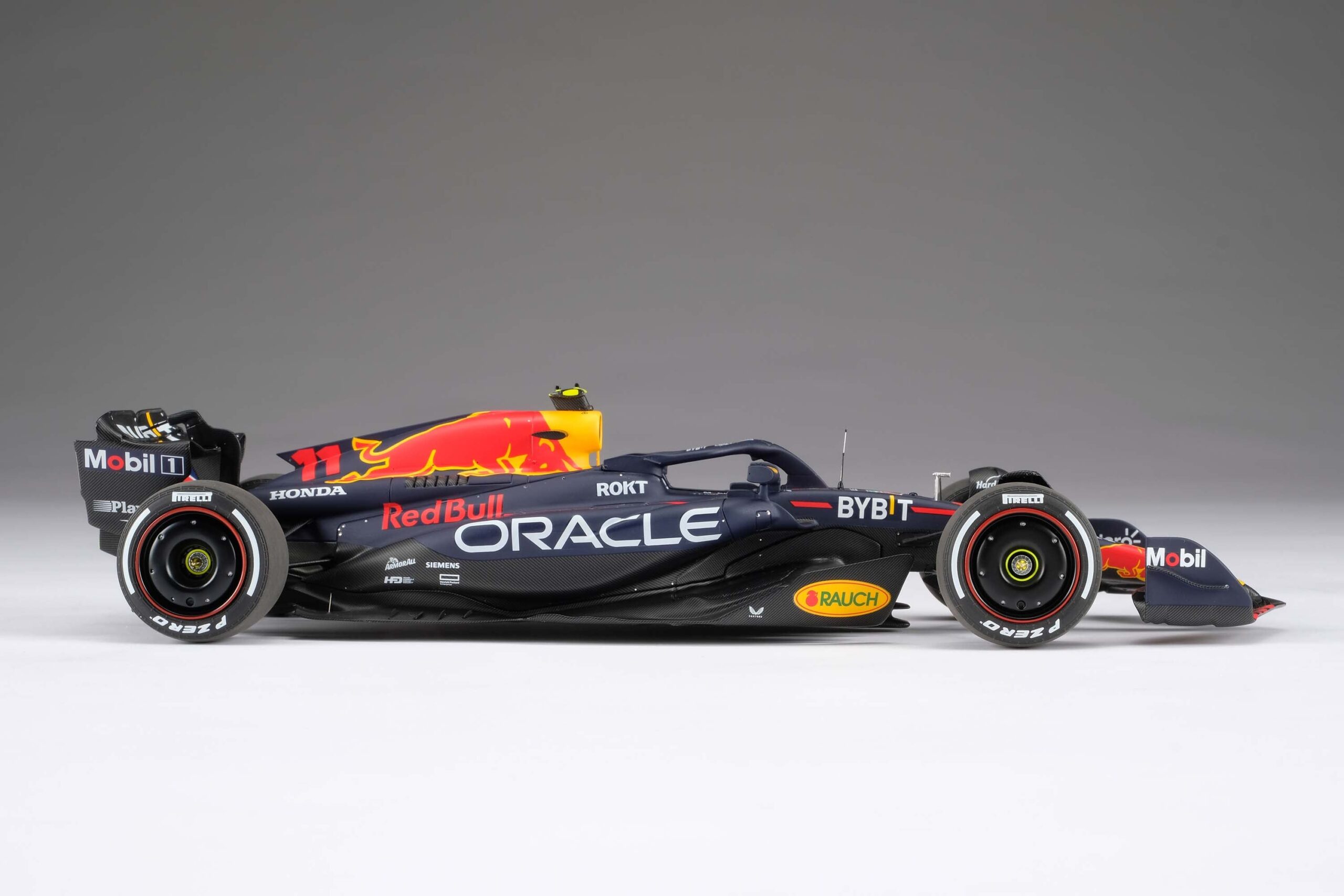 Amalgam Oracle Red Bull Racing RB19 2023 Season Livery | 1:18 – Bild 32
