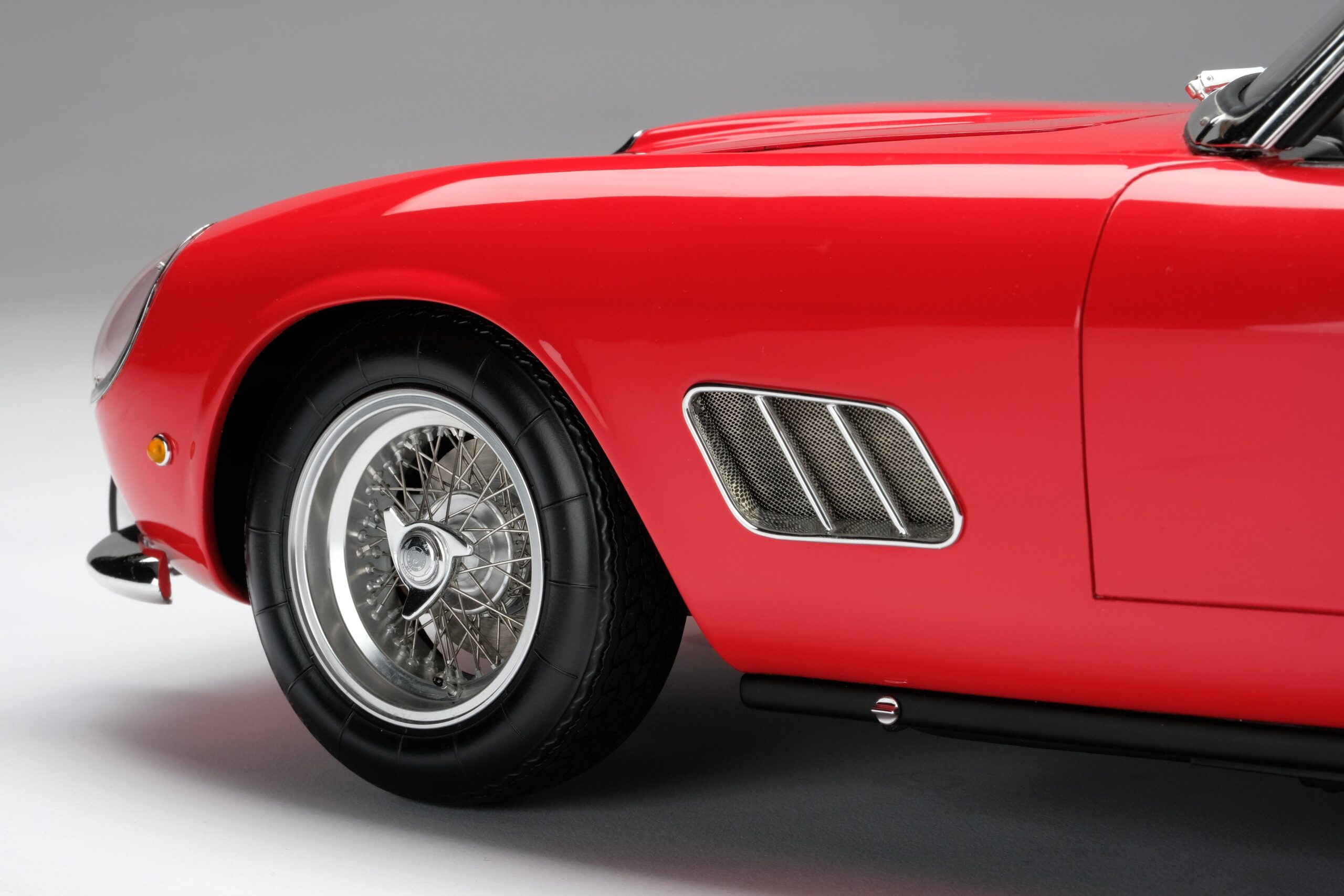 Amalgam Ferrari 250 GT California Spyder SWB (1960) - Rot | 1:8 - 画像4