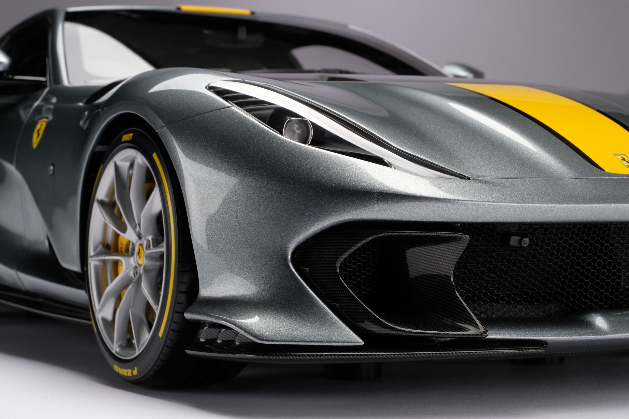 Amalgam Ferrari 812 Competizione (2021) | 1:8 - 画像5