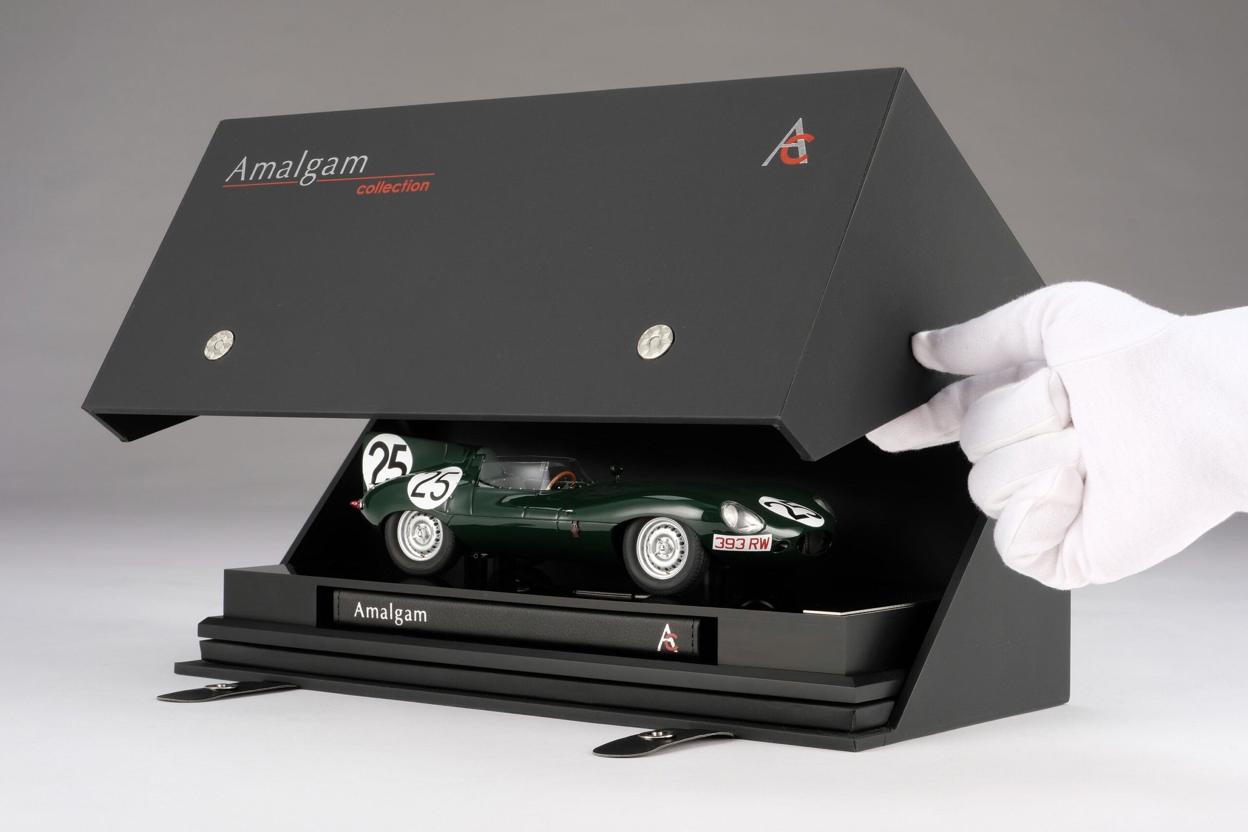 Amalgam Jaguar D-type 1956 Reims Winner - Grün | 1:18 - Image 19