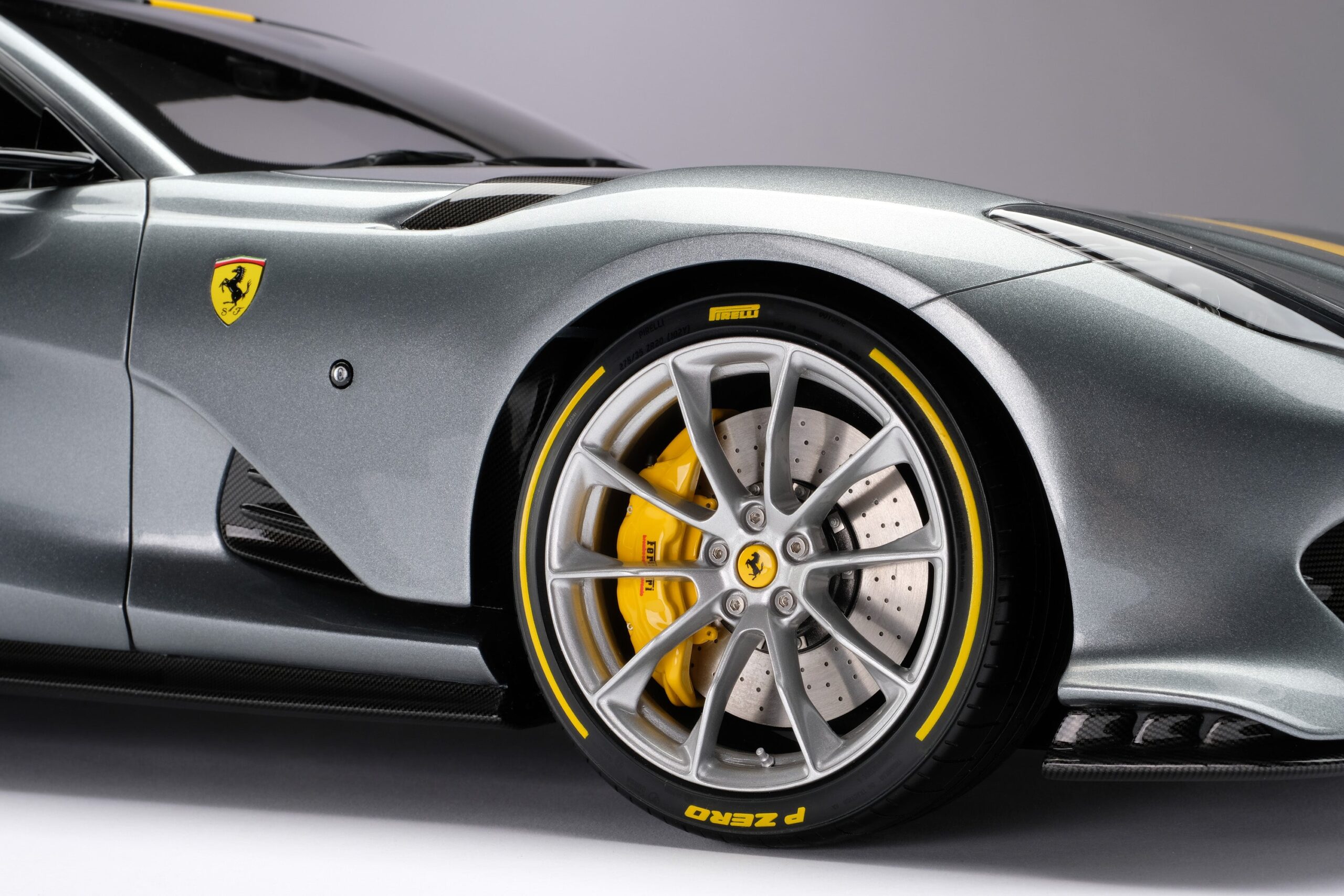Amalgam Ferrari 812 Competizione (2021) | 1:8 - 画像14