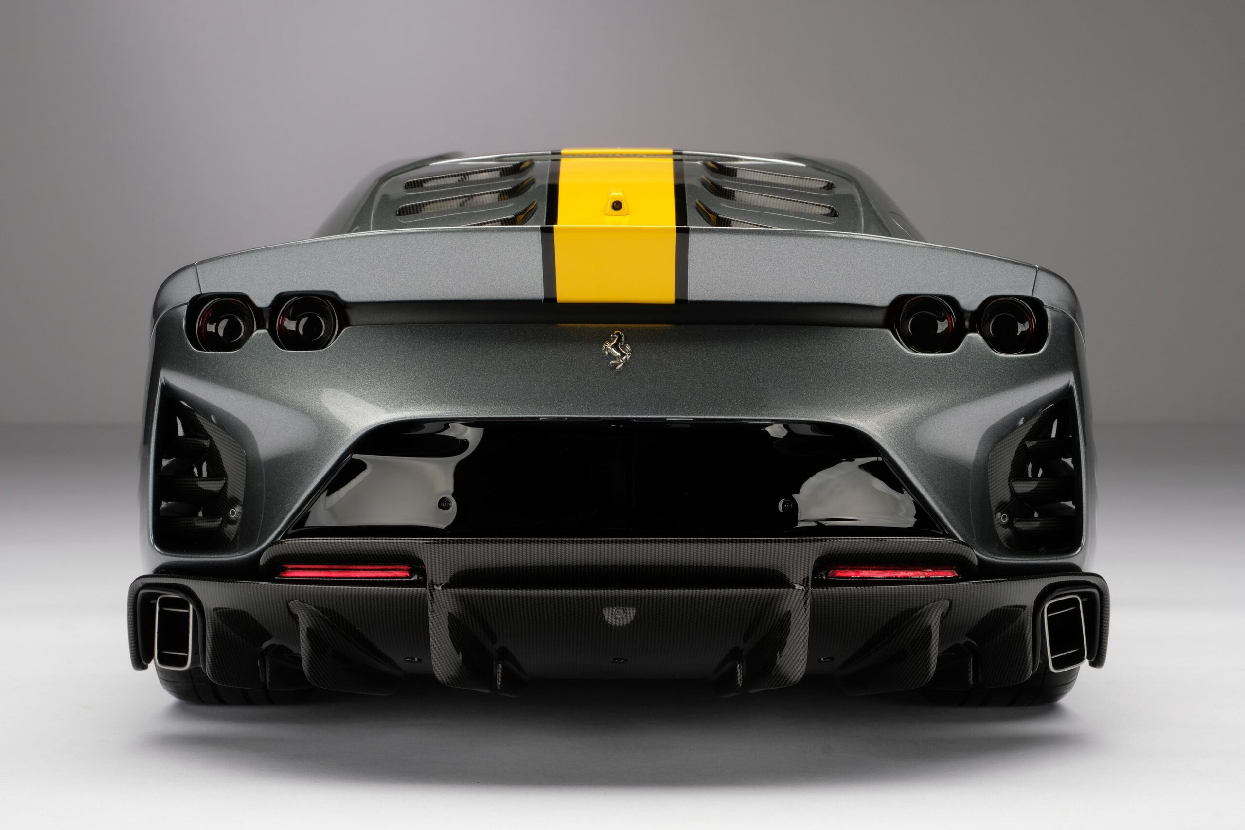 Amalgam Ferrari 812 Competizione (2021) | 1:8 - 画像10