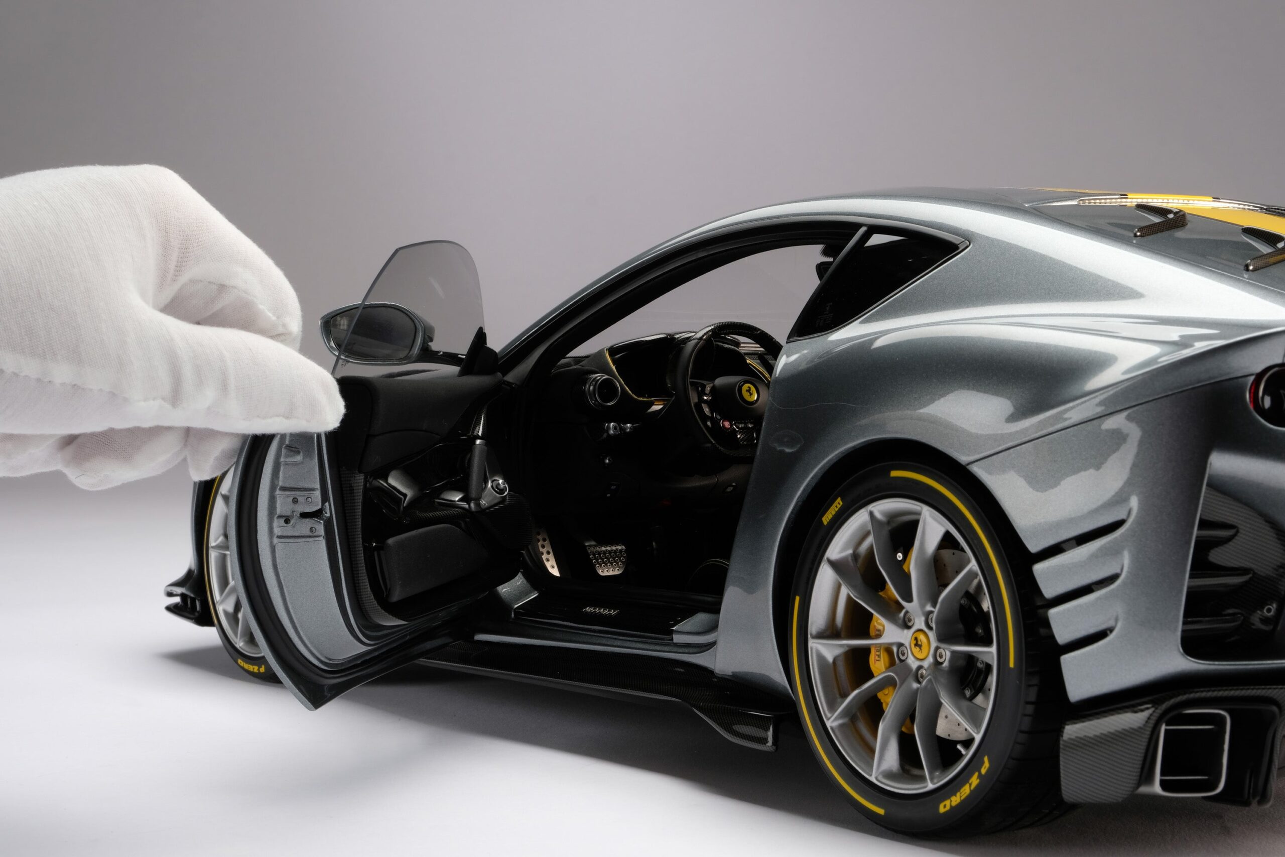Amalgam Ferrari 812 Competizione (2021) | 1:8 - 画像15