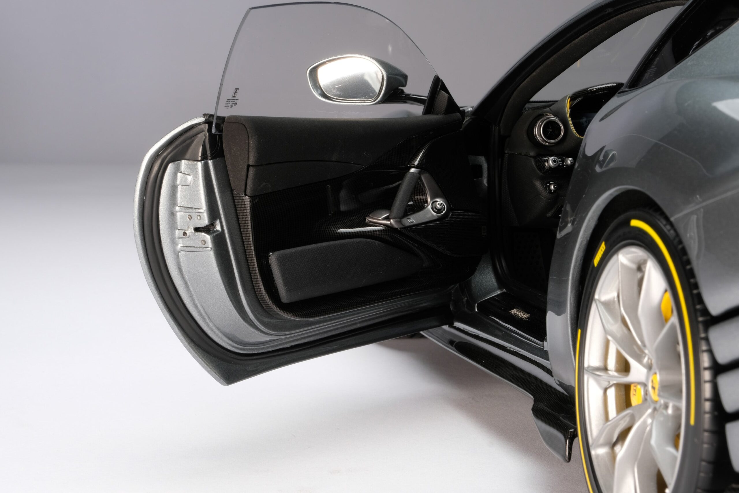Amalgam Ferrari 812 Competizione (2021) | 1:8 - 画像18