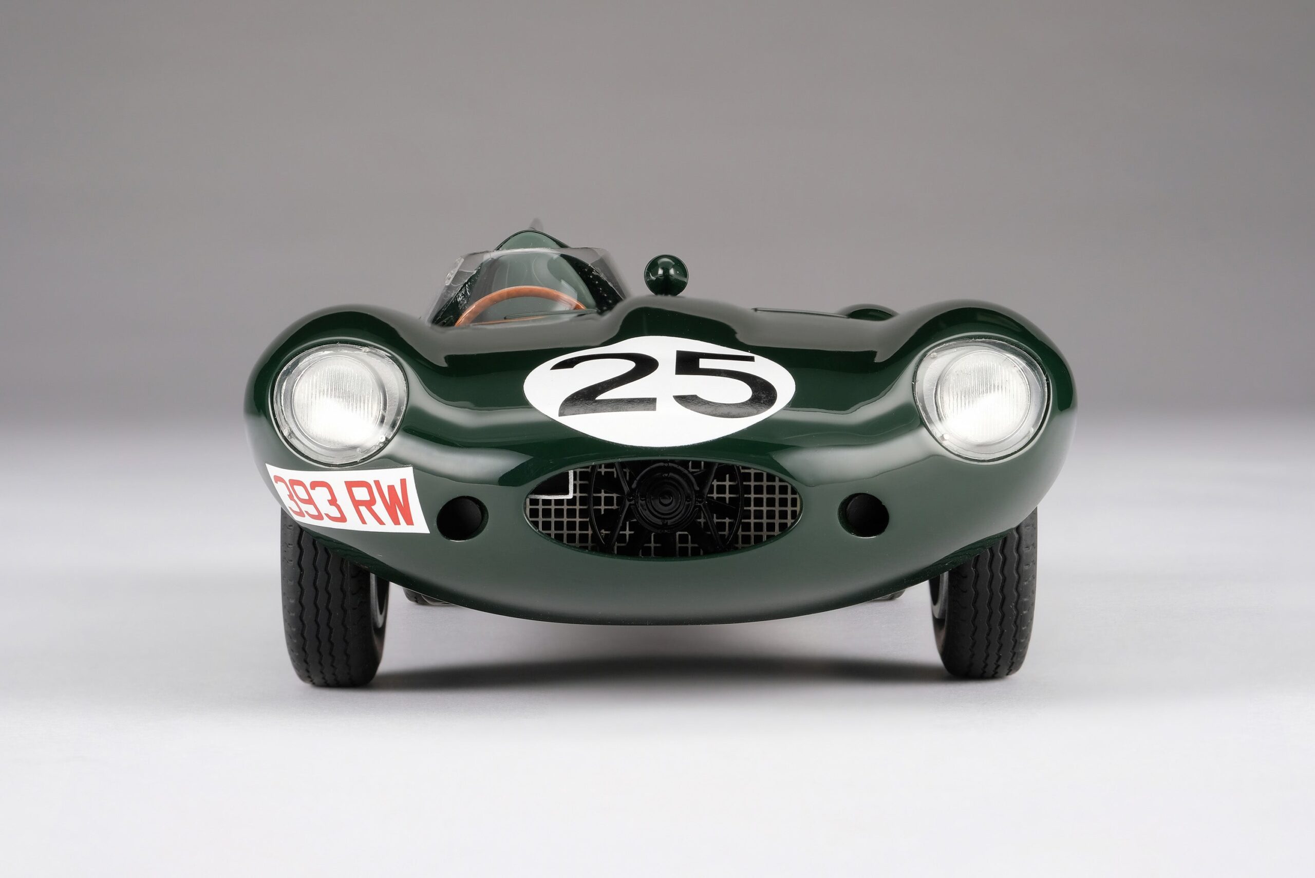 Amalgam Jaguar D-type 1956 Reims Winner - Grün | 1:18 - Image 7
