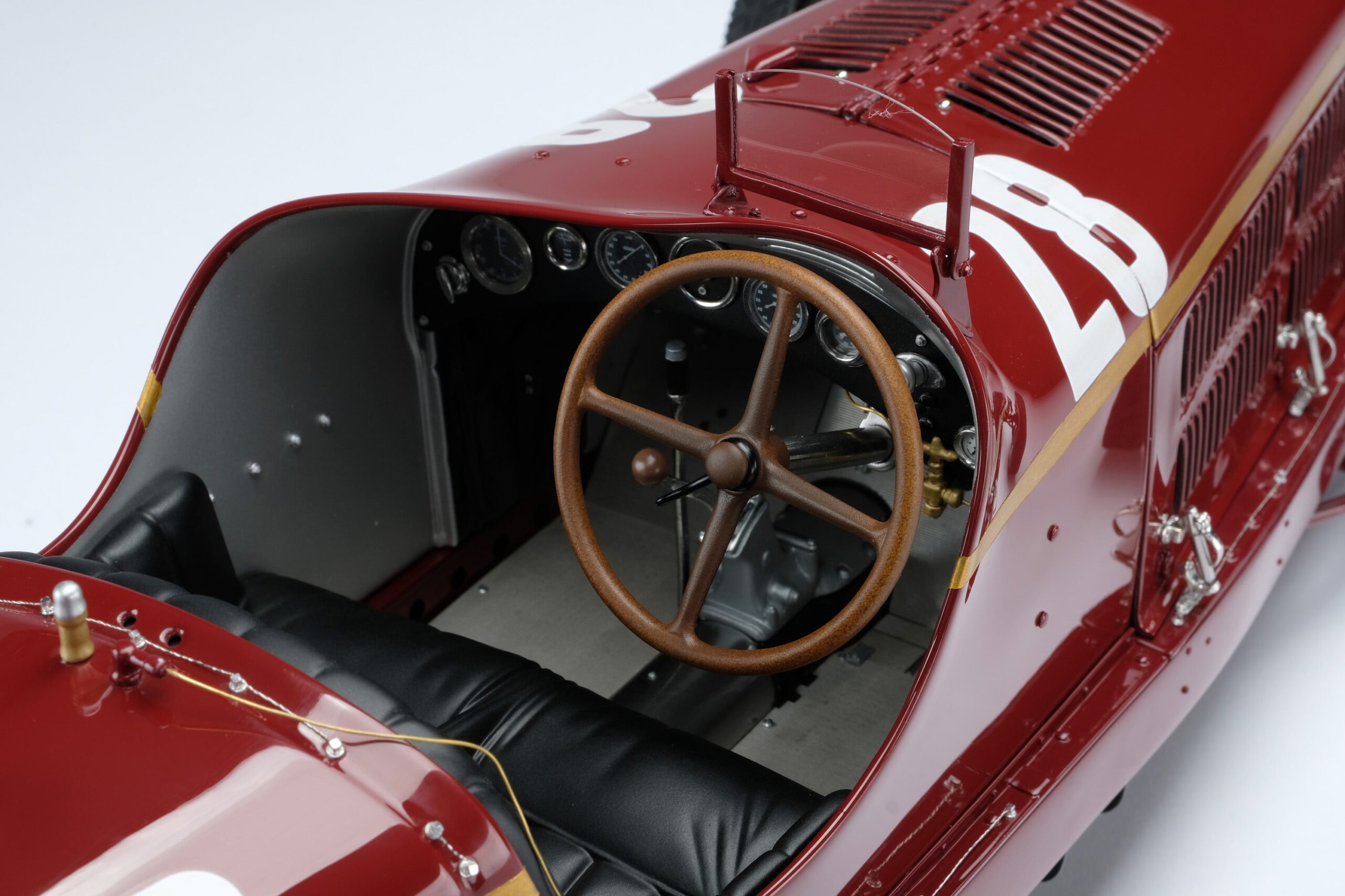 Amalgam Alfa Romeo 8C 2300 "Monza" 1932 Monaco Grand Prix Winner - Tazio Nuvolari - Rot | 1:8 - 画像15