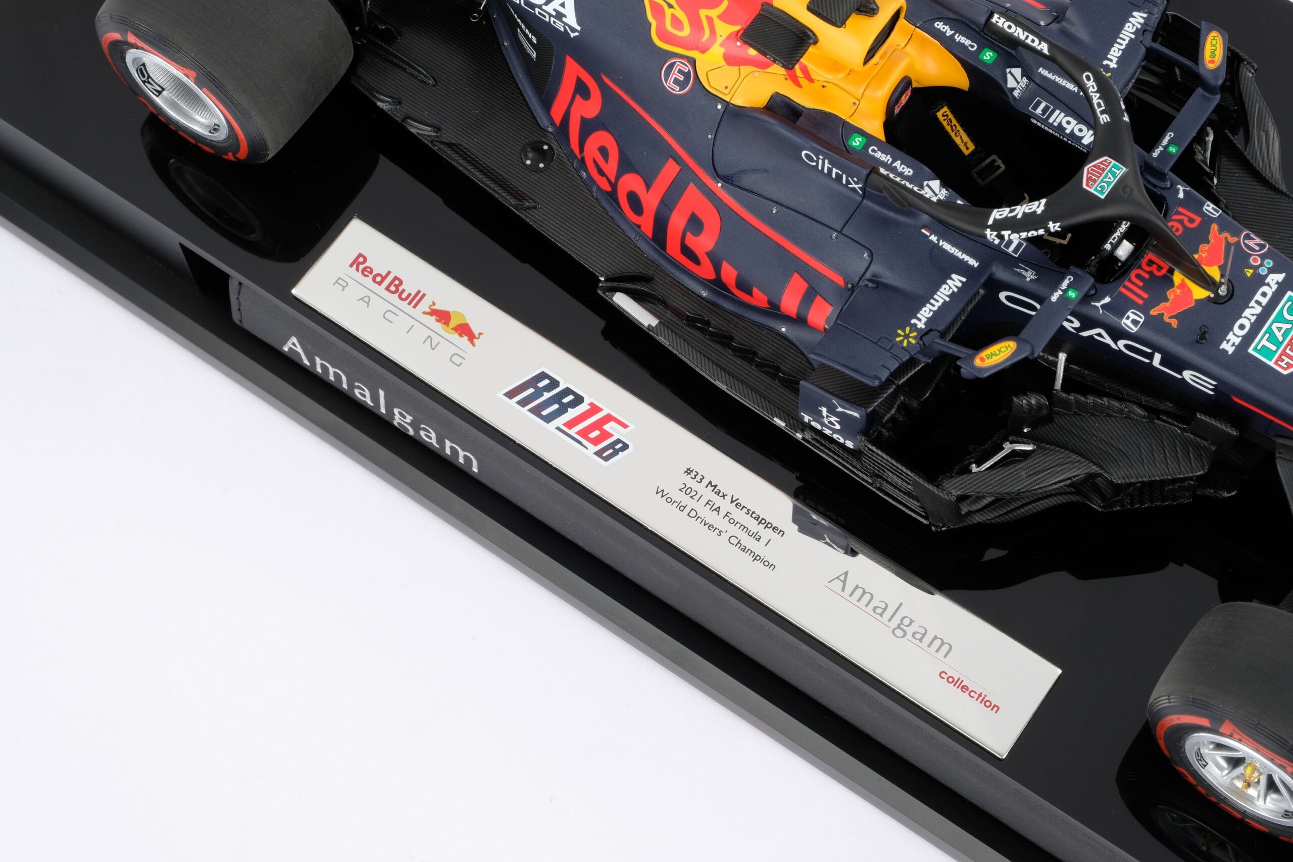 Amalgam Red Bull Racing RB16B 2021 Abu Dhabi Grand Prix | 1:18 - Image 8