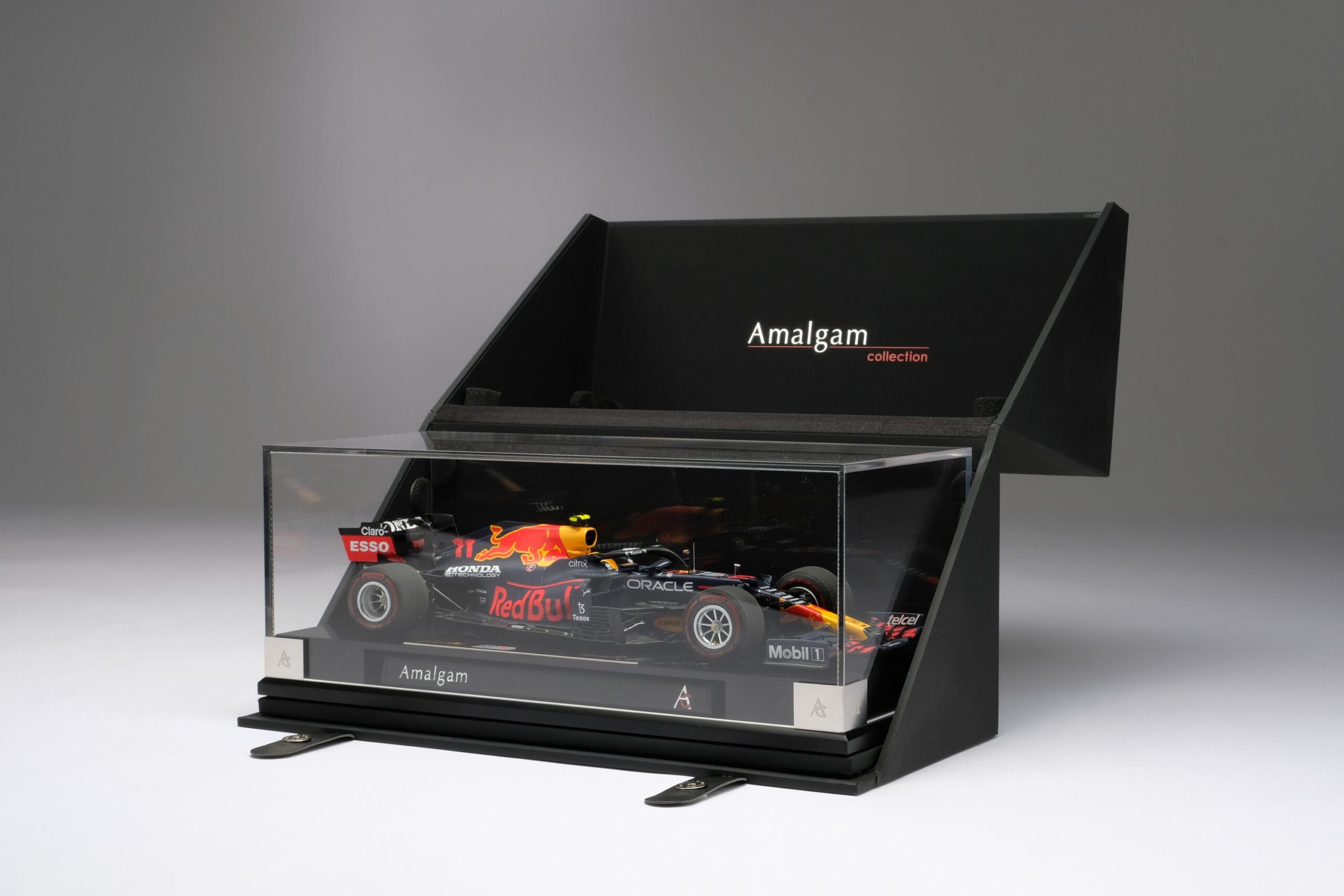 Amalgam Red Bull Racing RB16B 2021 Abu Dhabi Grand Prix | 1:18 - Image 28