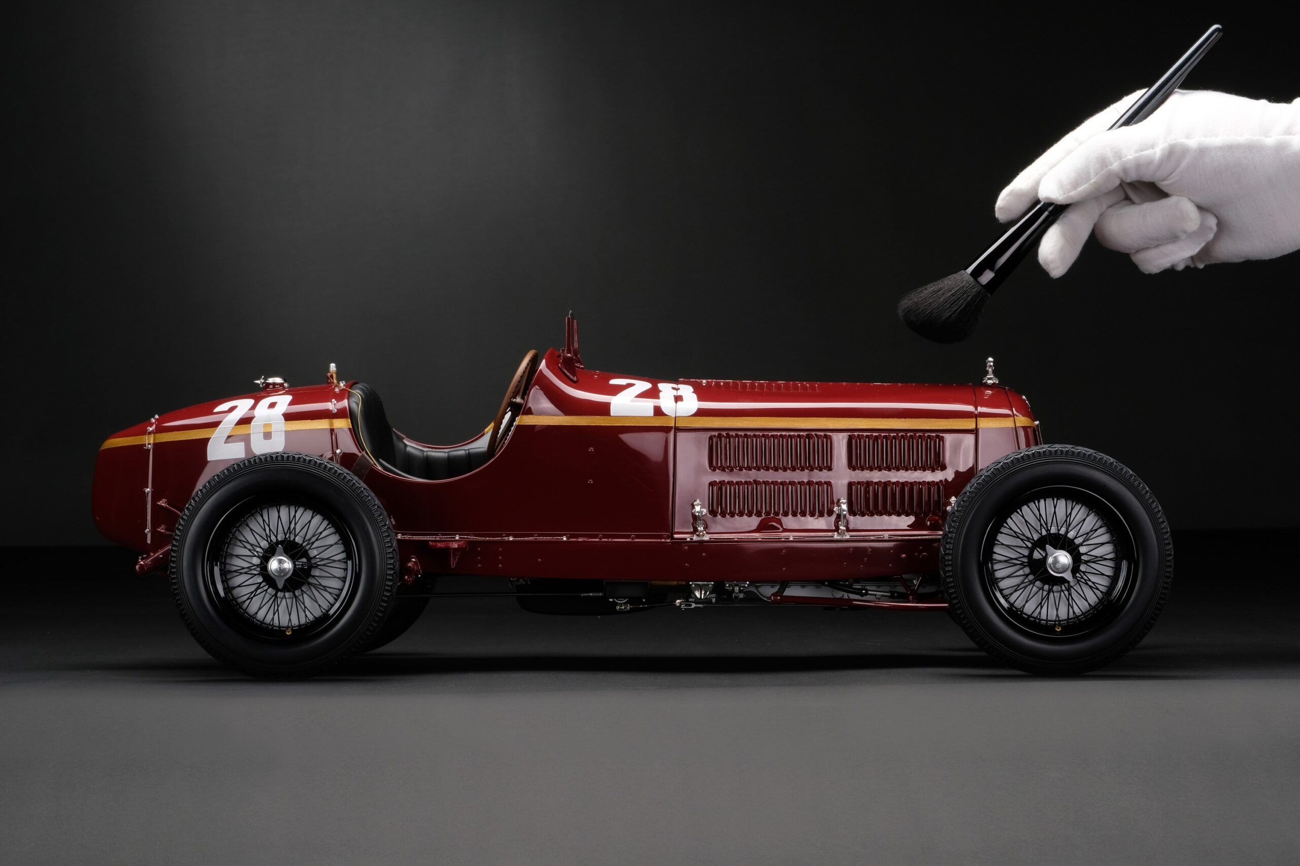 Amalgam Alfa Romeo 8C 2300 "Monza" 1932 Monaco Grand Prix Winner - Tazio Nuvolari - Rot | 1:8 - 画像3