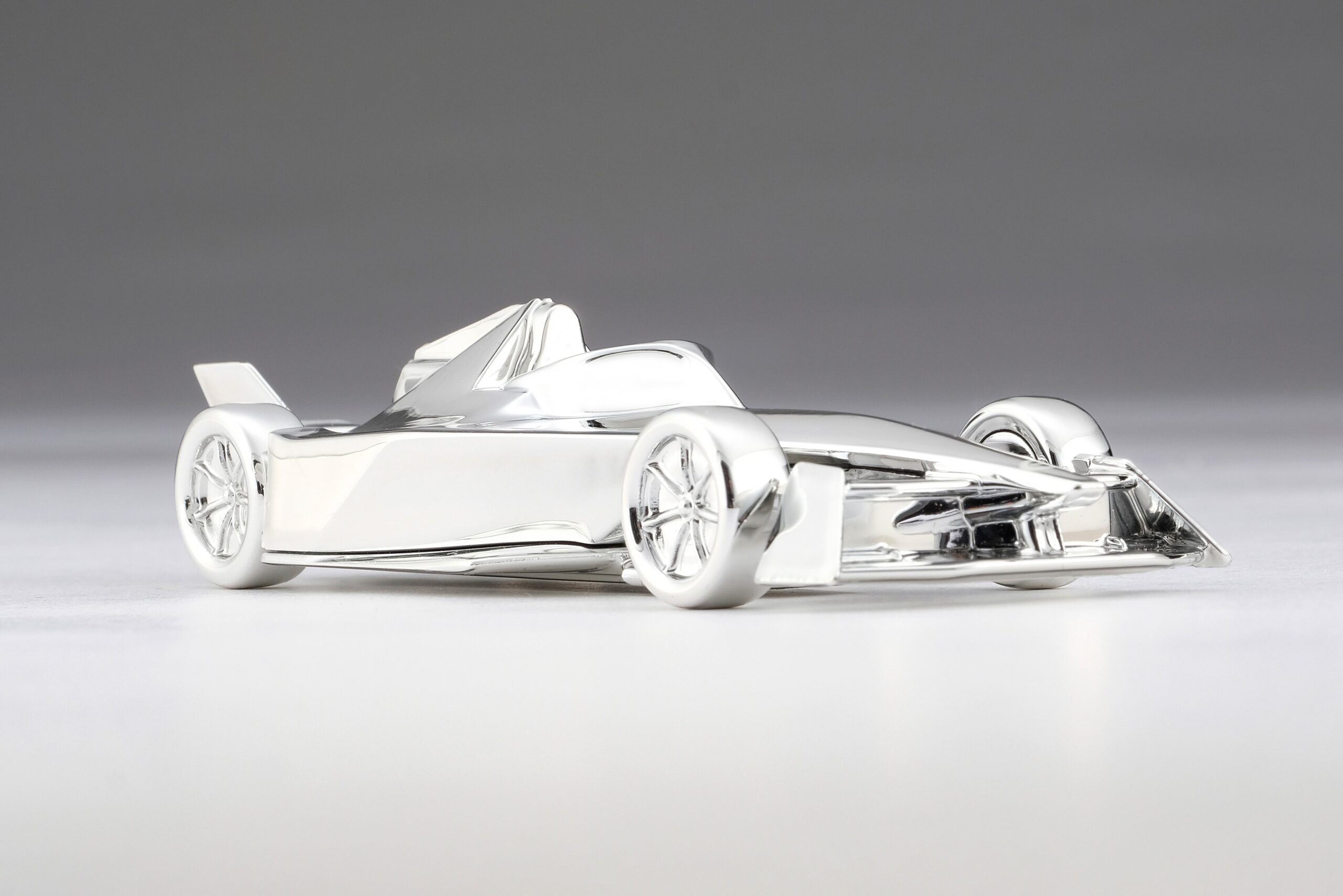Amalgam Formula E GEN3 Miniature Sculpture | 1:8 - 画像6