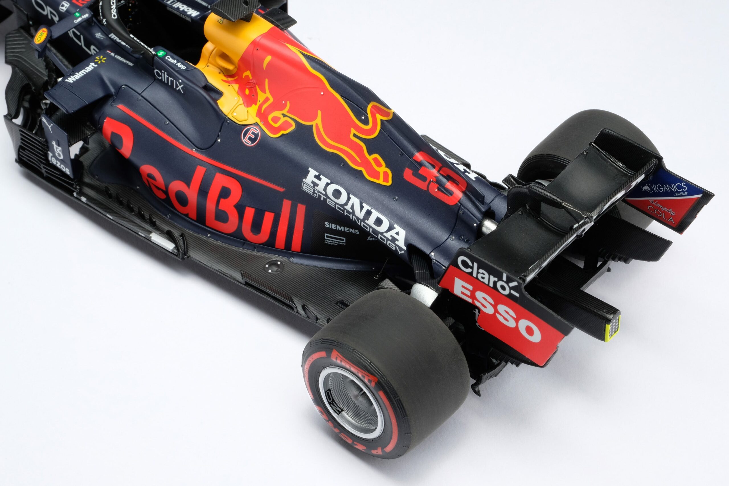 Amalgam Red Bull Racing RB16B 2021 Abu Dhabi Grand Prix | 1:18 - Image 17