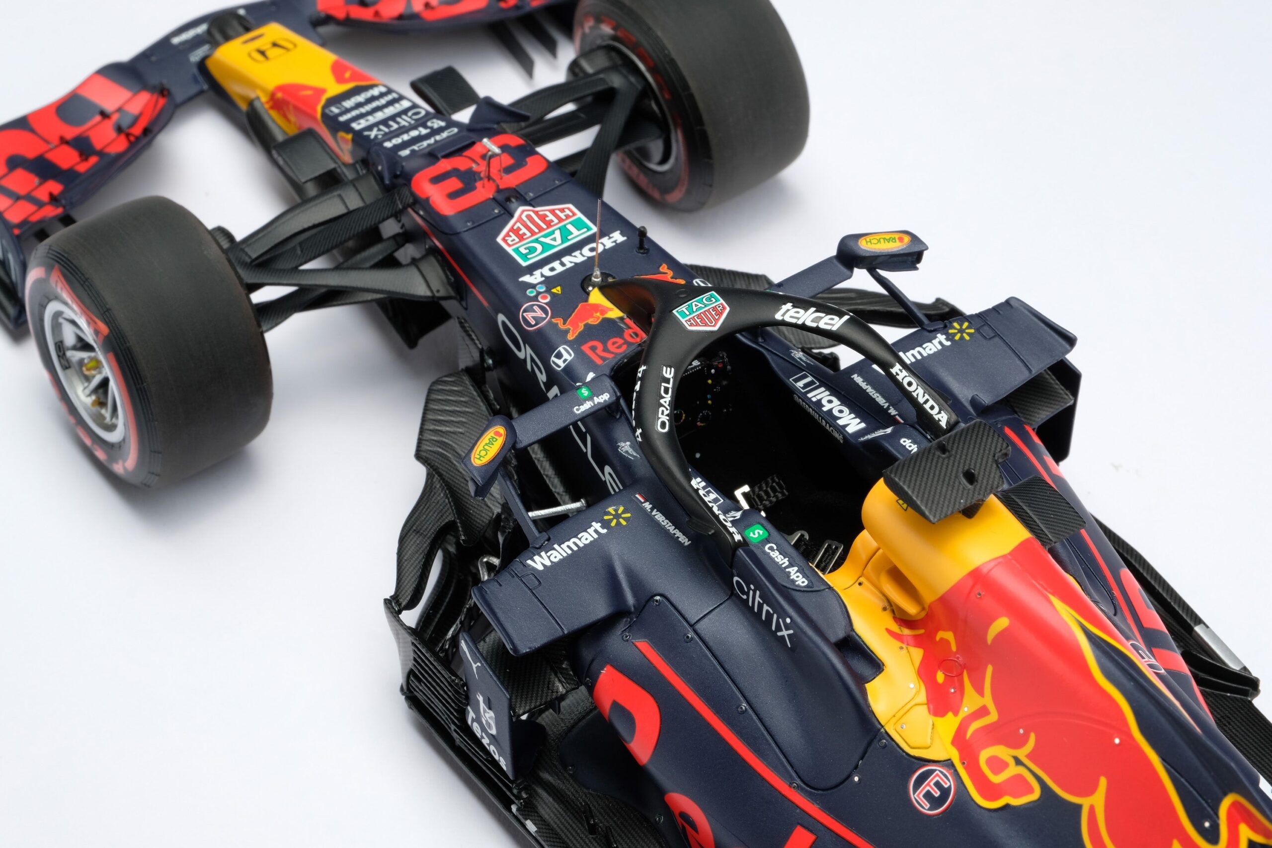 Amalgam Red Bull Racing RB16B 2021 Abu Dhabi Grand Prix | 1:18 - Image 14