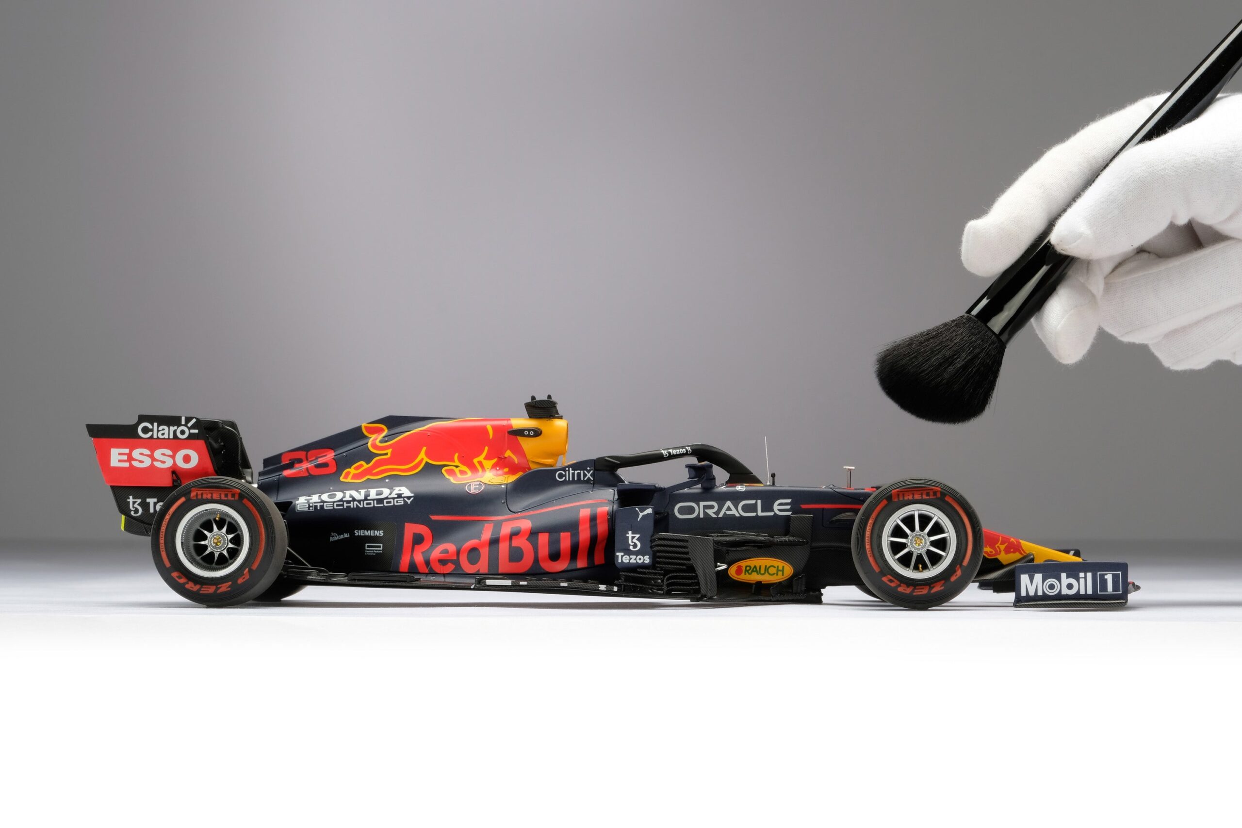 Amalgam Red Bull Racing RB16B 2021 Abu Dhabi Grand Prix | 1:18 - Image 6